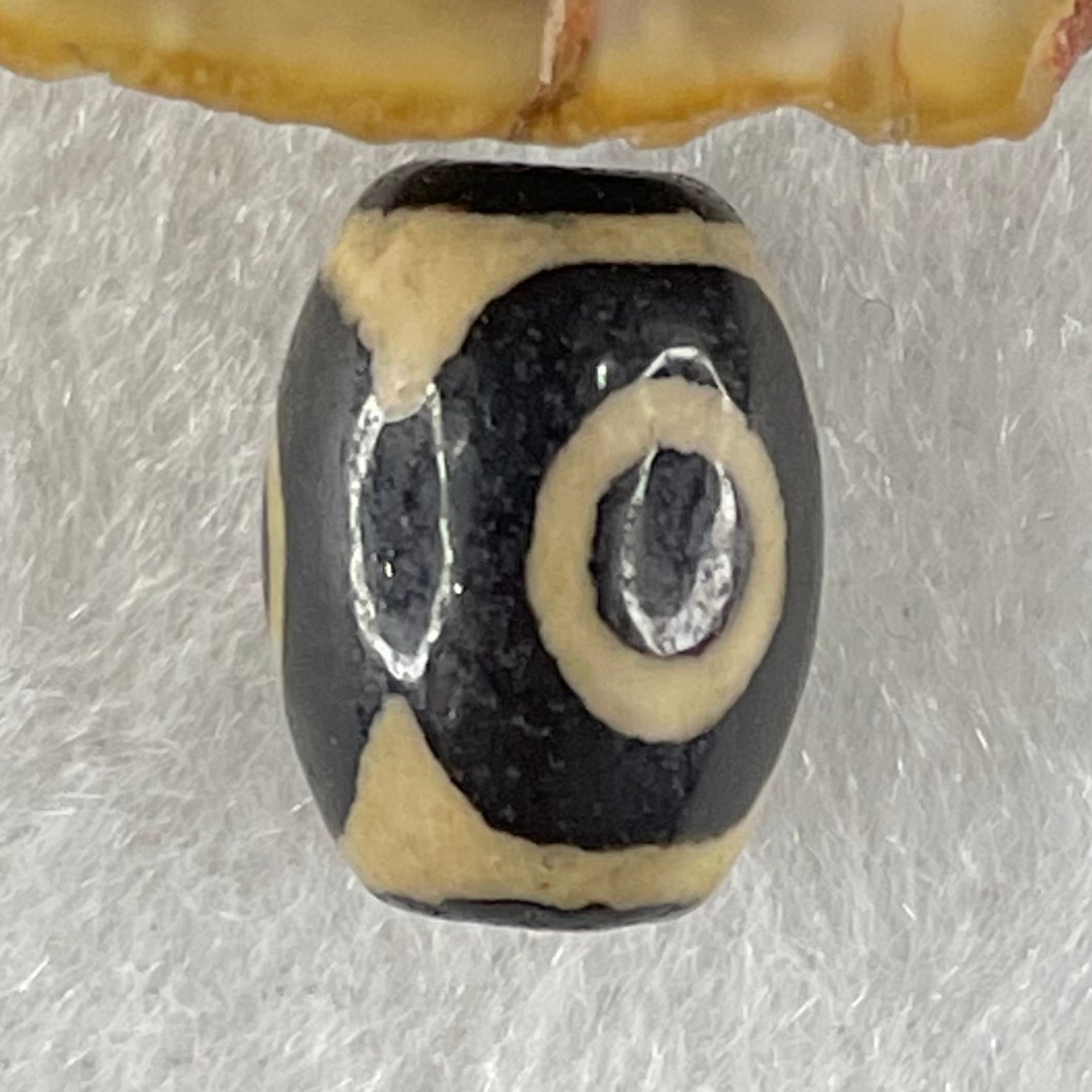 Natural Powerful Tibetan Old Oily Agate 3 Eyes Dzi Bead Heavenly Master (Tian Zhu) 三眼天诛 2.06g 13.5 by 10.0mm - Huangs Jadeite and Jewelry Pte Ltd