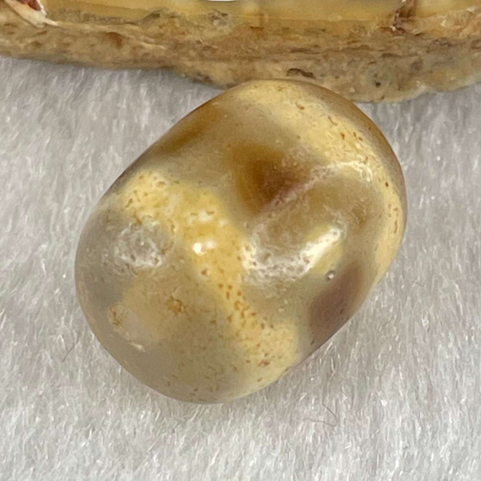 Natural Powerful Tibetan Old Oily Agate 3 Eyes Dzi Bead Heavenly Master (Tian Zhu) 三眼天诛 2.68g 13.9 by 13.9 by 10.9mm - Huangs Jadeite and Jewelry Pte Ltd