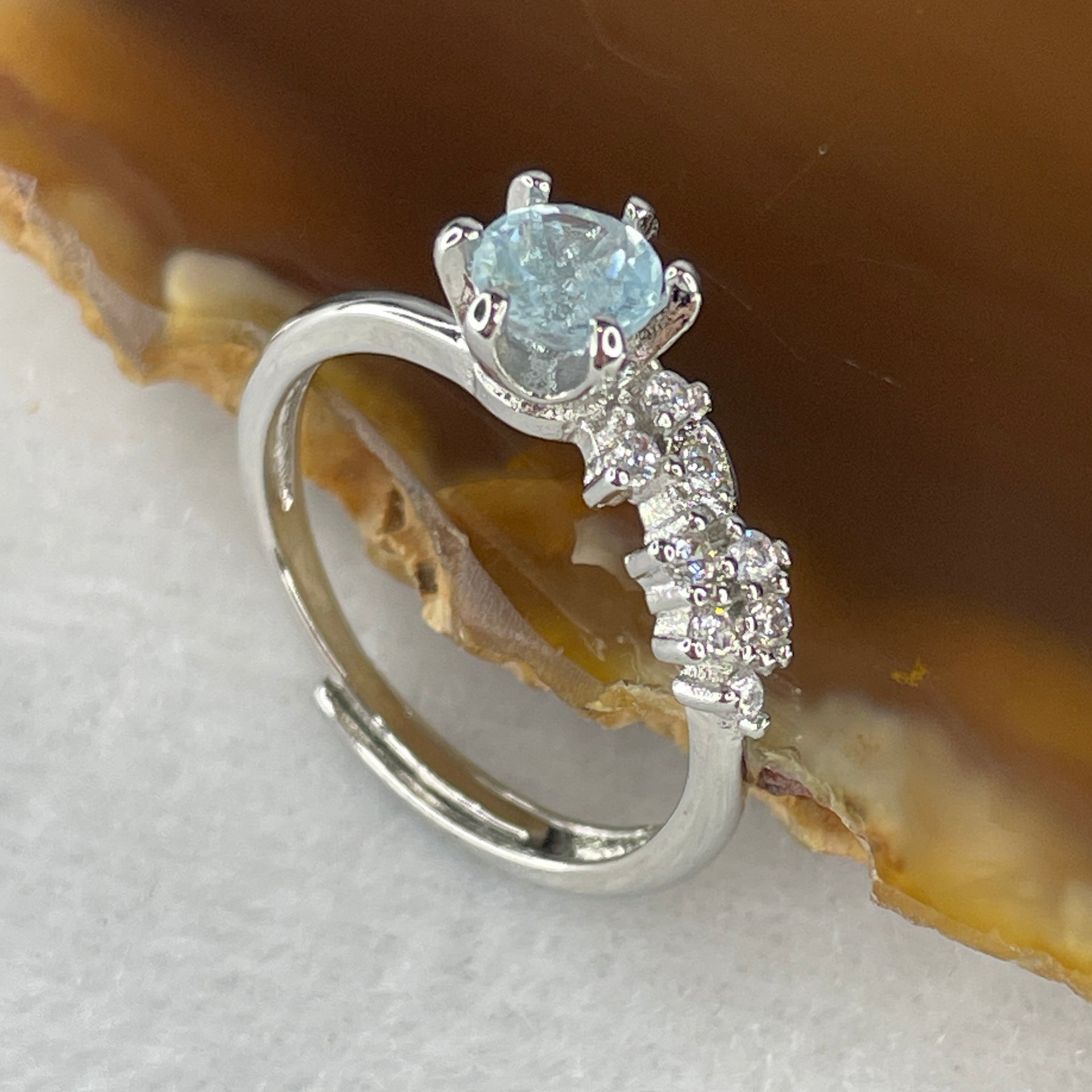 Natural Blue Aquamarine Ring 1.82g 4.6 by 3.5mm (Adjustable Size) - Huangs Jadeite and Jewelry Pte Ltd