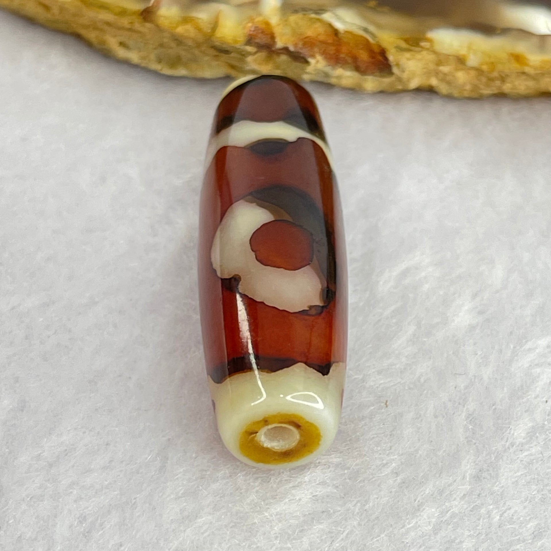 Natural Powerful Tibetan Old Oily Agate Sky Door Serenity 1 Eye Dzi Bead Heavenly Master (Tian Zhu) 一眼天诛 8.72g 37.8 by 11.9mm - Huangs Jadeite and Jewelry Pte Ltd