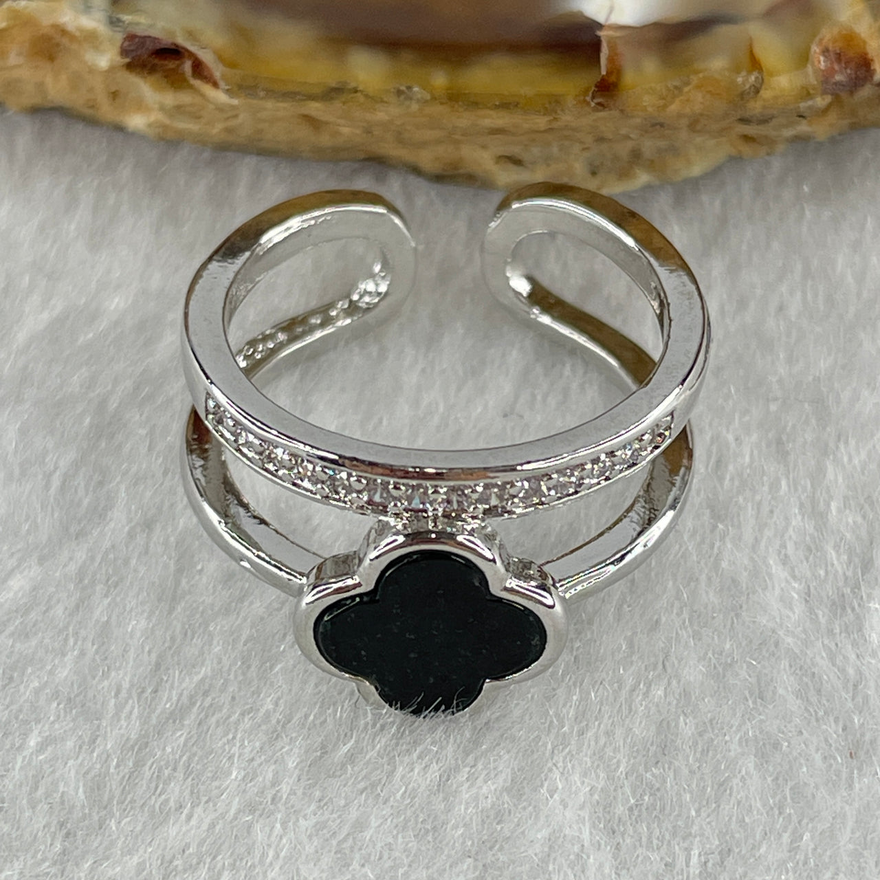 Certified Natural Type A Translucent Black Omphacite Jadeite Four Leaf Clover in Silver Ring 3.06g 8.2 by 1.5mm US6.5 HK13.5