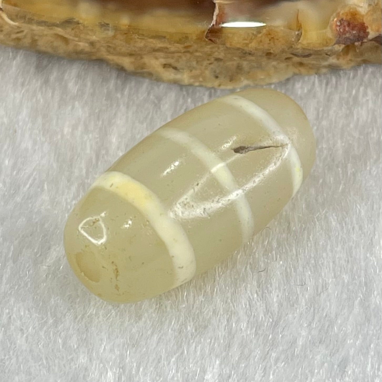 Natural Powerful Tibetan Old Oily Agate 3-Lines Dzi Bead Heavenly Master (Tian Zhu) 三行天诛 3.05g 20.3 by 10.2mm - Huangs Jadeite and Jewelry Pte Ltd