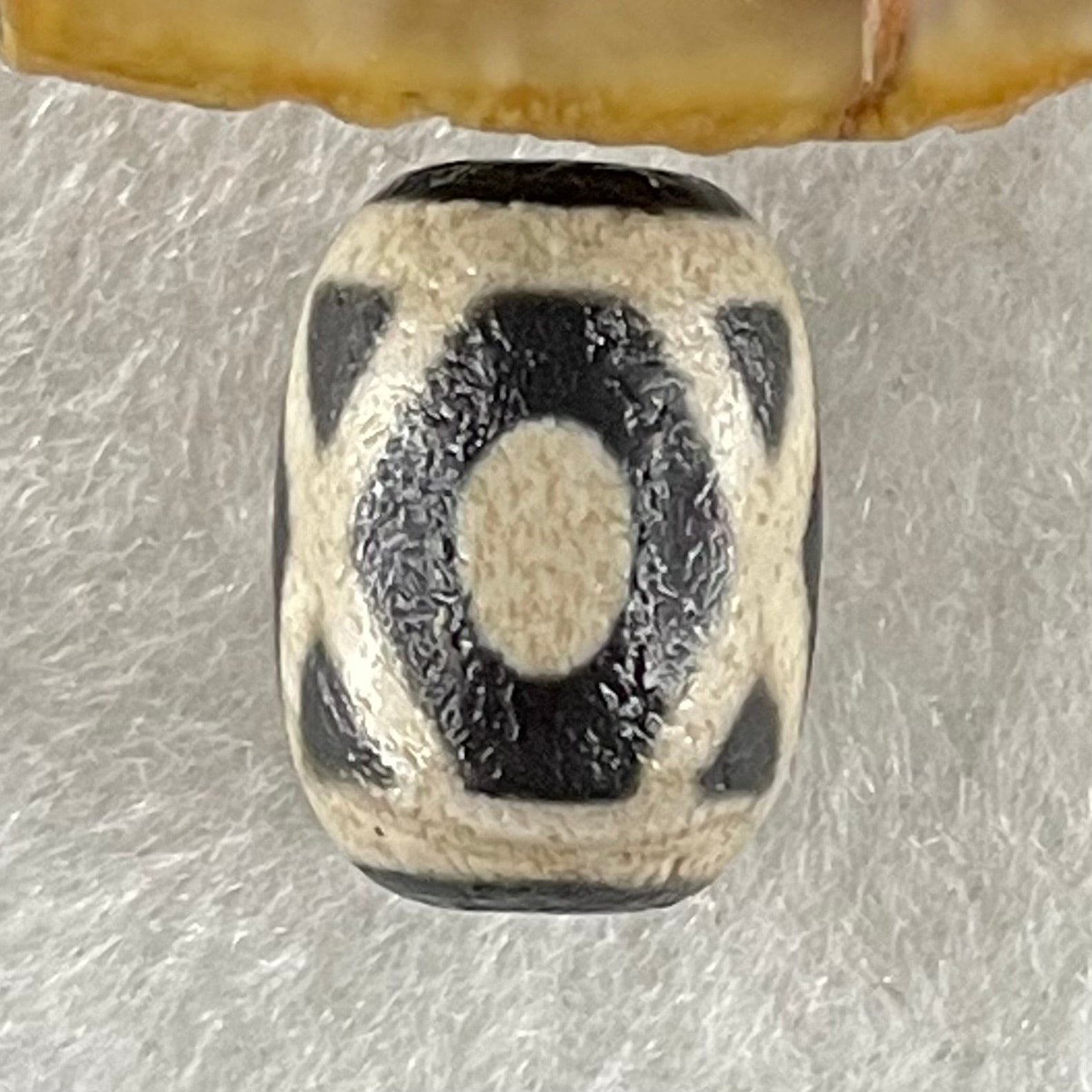 Natural Powerful Tibetan Old Oily Agate Jin Gang 3 Eyes Dzi Bead Heavenly Master (Tian Zhu) 金刚三眼天诛 2.20g 13.8 by 10.0mm - Huangs Jadeite and Jewelry Pte Ltd