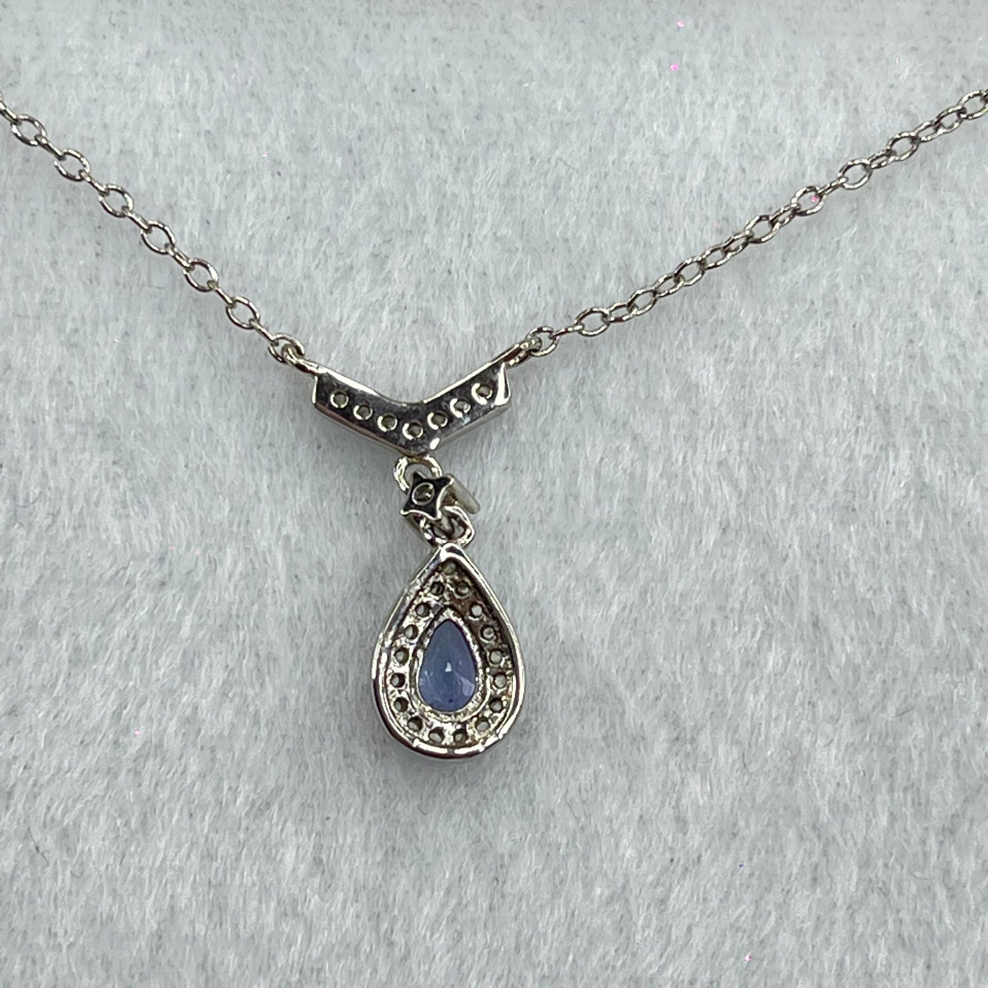 Natural Blue Topaz in S925 Sliver Necklace 2.29g 6.2 by 4.6 by 3.4mm - Huangs Jadeite and Jewelry Pte Ltd