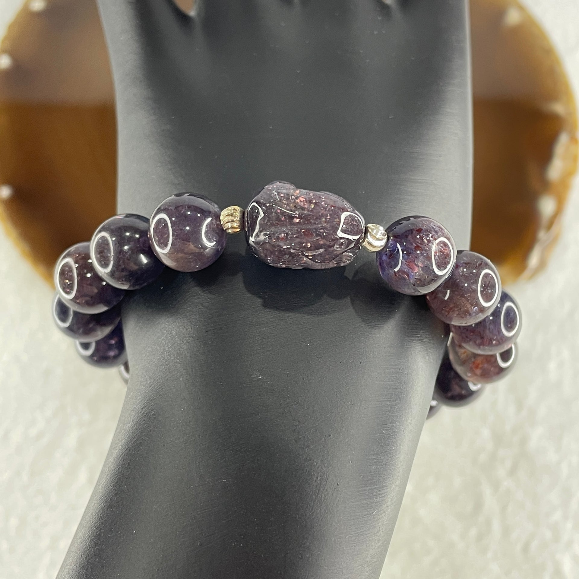 Good Grade Natural Purple Iolite with Rabbit Beads Bracelet 33.39g 16cm 11.4mm 16Beads - 16.8 by 12.6 by 11.3 Rabbit - Huangs Jadeite and Jewelry Pte Ltd