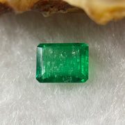 Natural Colombia Green Emerald (Beryl) Cut-Cornered Rectangular step cut 0.72ct 6.6 by 5.3 by 2.4mm - Huangs Jadeite and Jewelry Pte Ltd
