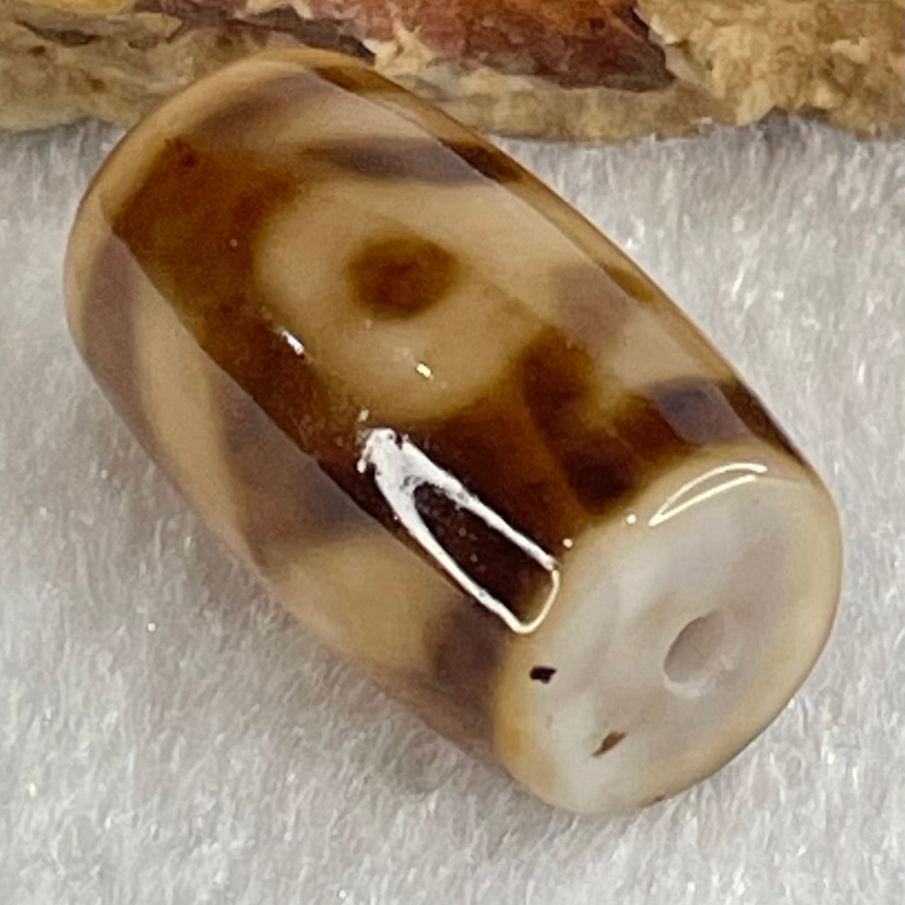 Natural Powerful Tibetan Old Oily Agate Patina Guiren Tairen Human Dzi Bead Totem Amulet Heavenly Master (Tian Zhu) 贵人天诛 4.75g 19.8 by 11.8mm - Huangs Jadeite and Jewelry Pte Ltd