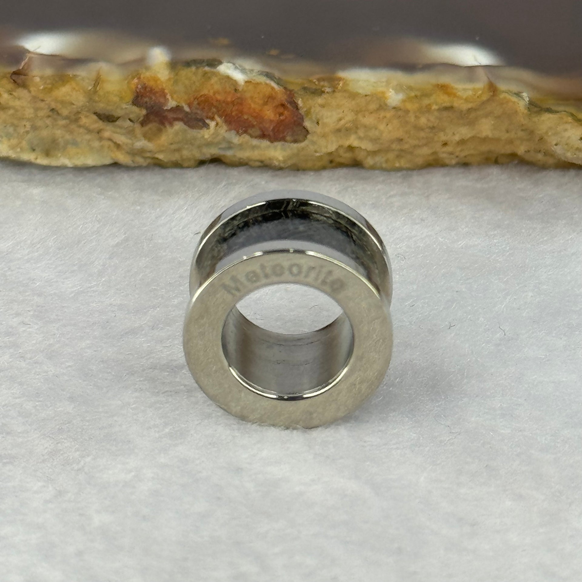 14.0mm Meteorite in Titanium Pendent / Charm (Black Color) 3.30g 9.0 by 14.5mm - Huangs Jadeite and Jewelry Pte Ltd