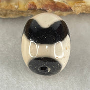 Natural Powerful Tibetan Old Oily Agate Tiger Tooth Daluo Dzi Bead Heavenly Master (Tian Zhu) 虎呀天诛 4.65g 17.5 by 13.1mm - Huangs Jadeite and Jewelry Pte Ltd