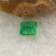 Natural Colombia Green Emerald (Beryl) Cut-Cornered Rectangular step cut 0.63ct 5.3 by 4.7 by 3.7mm - Huangs Jadeite and Jewelry Pte Ltd