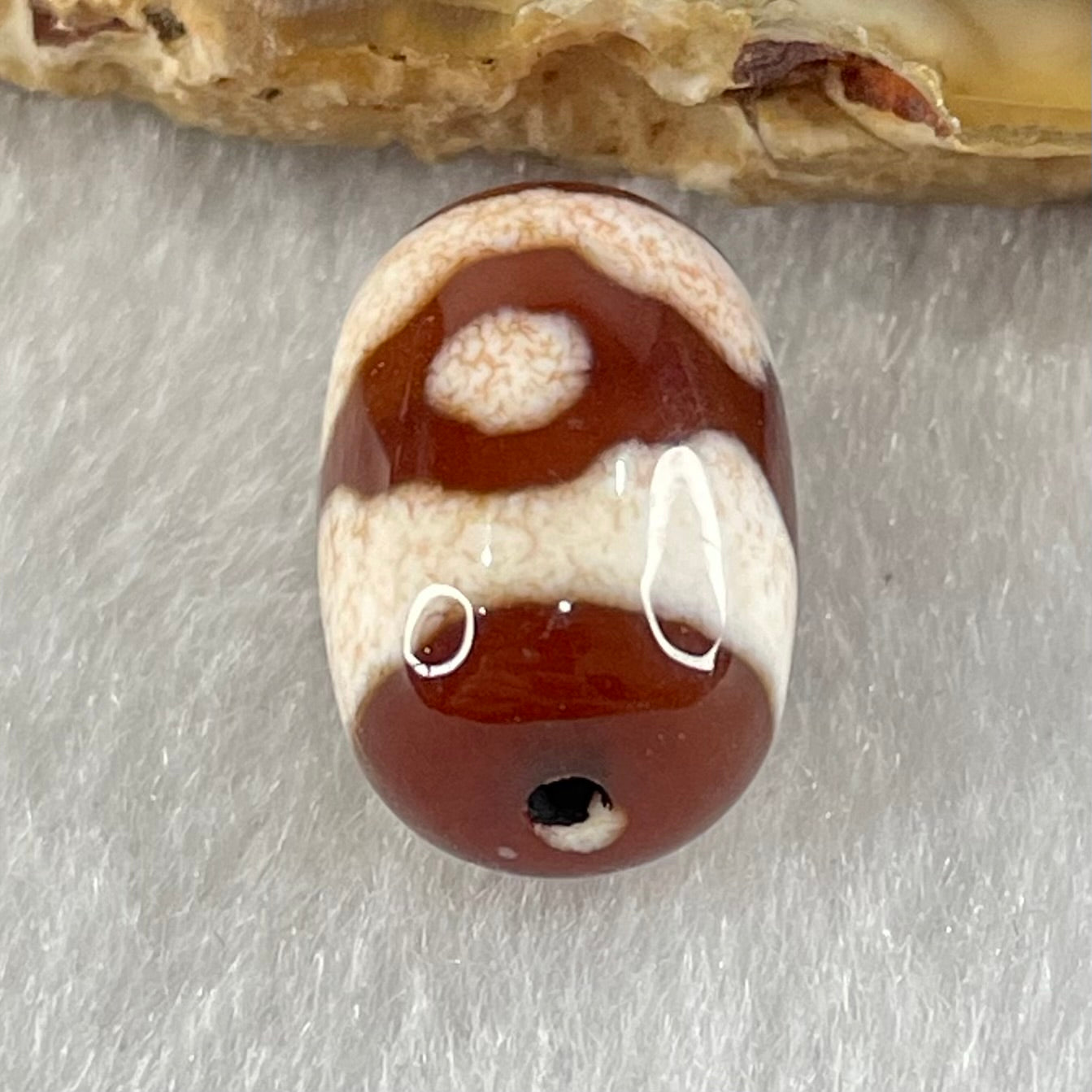 Natural Powerful Tibetan Old Oily Agate 3 Eyes Dzi Bead Heavenly Master (Tian Zhu) 三眼天诛 2.41g 14.5 by 10.1mm - Huangs Jadeite and Jewelry Pte Ltd