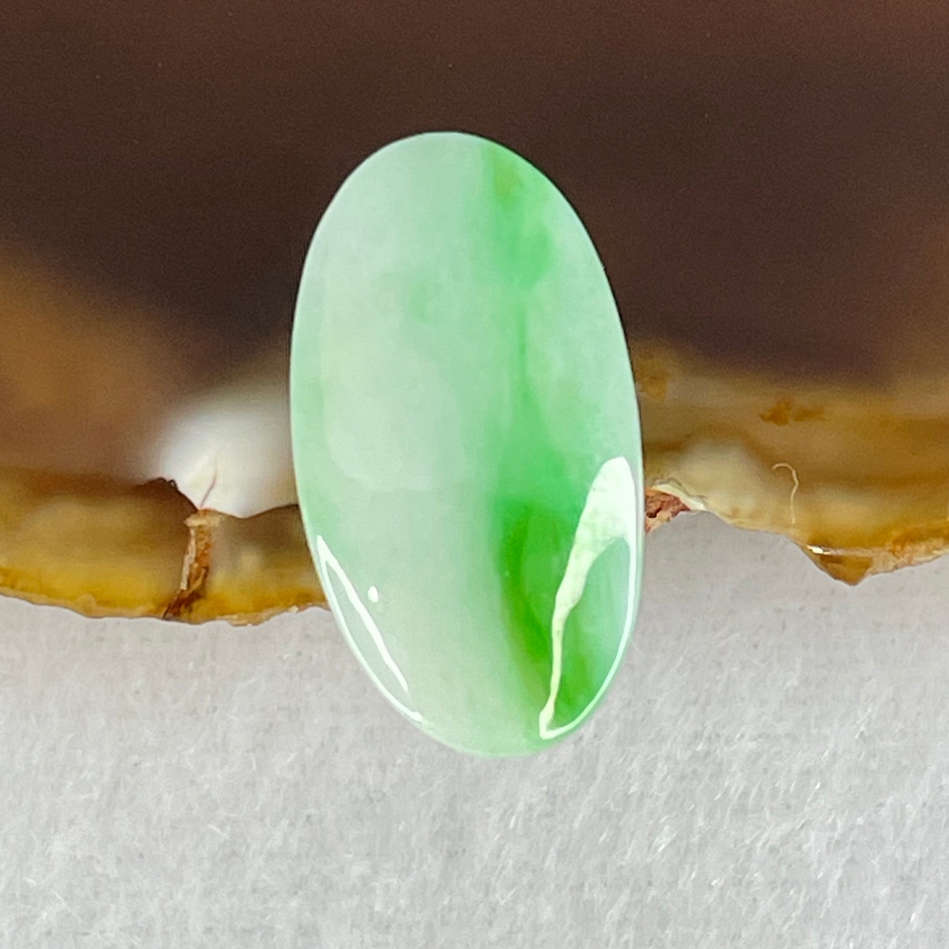 Type A Faint to Bright Apple Green Jadeite Oval Cabouchon Stone For Setting 2.34g 19.3 by 10.6 by 6.2mm - Huangs Jadeite and Jewelry Pte Ltd