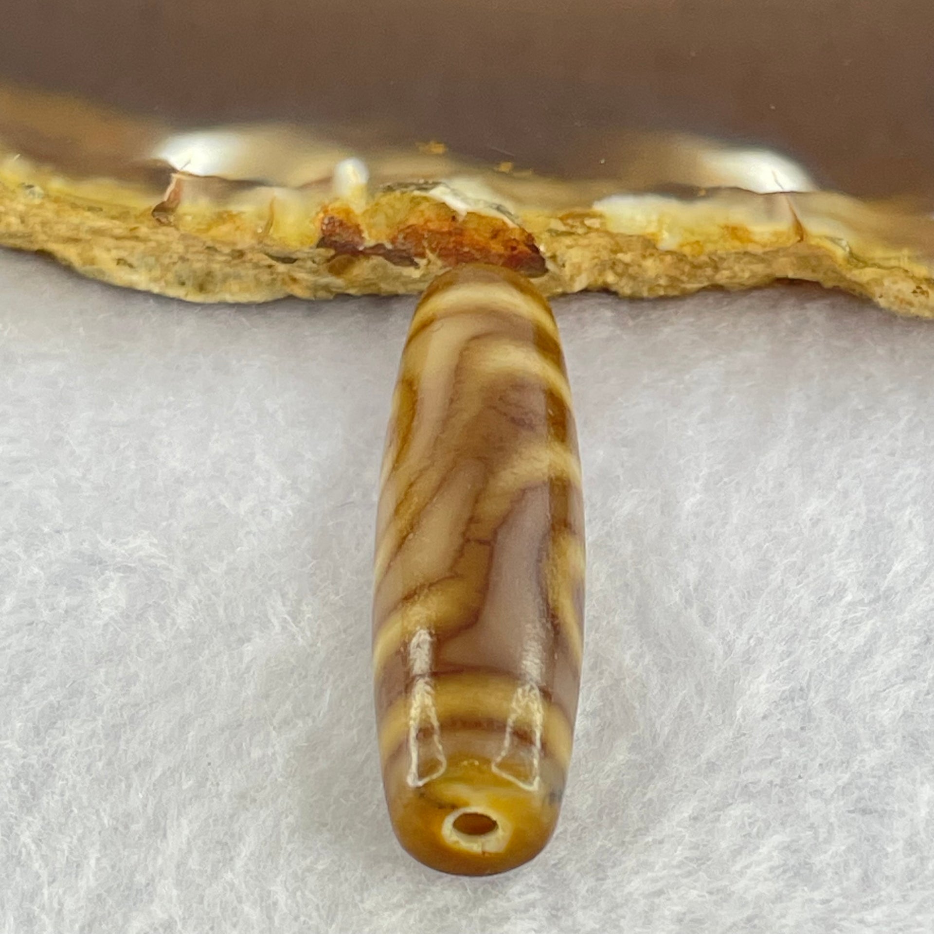 Natural Powerful Tibetan Old Oily Agate 2 Eyes Dzi Bead Heavenly Master (Tian Zhu) 二眼天诛 8.05g 39.4 by 11.5mm - Huangs Jadeite and Jewelry Pte Ltd