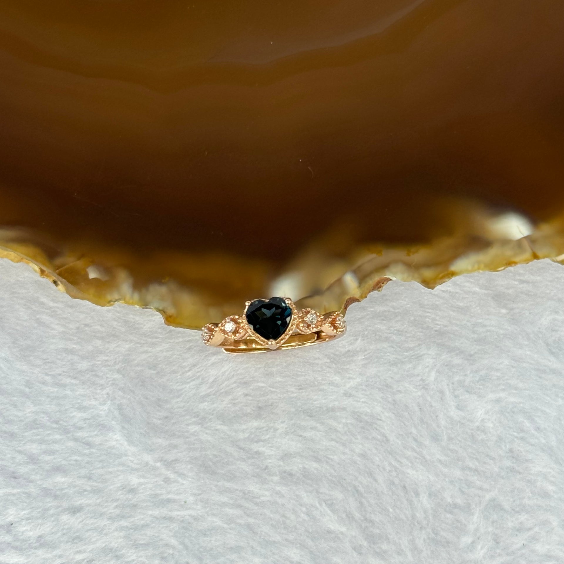 Natural Blue Sapphire in 925 Sliver Rose Gold Color Ring (Adjustable Size) 1.71g 6.2 by 5.1 by 3.8mm - Huangs Jadeite and Jewelry Pte Ltd