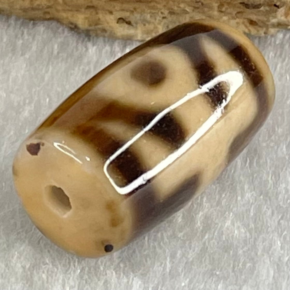 Natural Powerful Tibetan Old Oily Agate Patina Guiren Tairen Human Dzi Bead Totem Amulet Heavenly Master (Tian Zhu) 贵人天诛 4.60g 19.7 by 11.4mm - Huangs Jadeite and Jewelry Pte Ltd