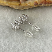 0.5 Ct Colourless Round Brilliant Diameter 5.0mm D VVS1 Excellent Cut Excellent Polish Excellent Symmetry None Florescence Moissanite in S925 Silver Earrings GRA 218444635 - Huangs Jadeite and Jewelry Pte Ltd