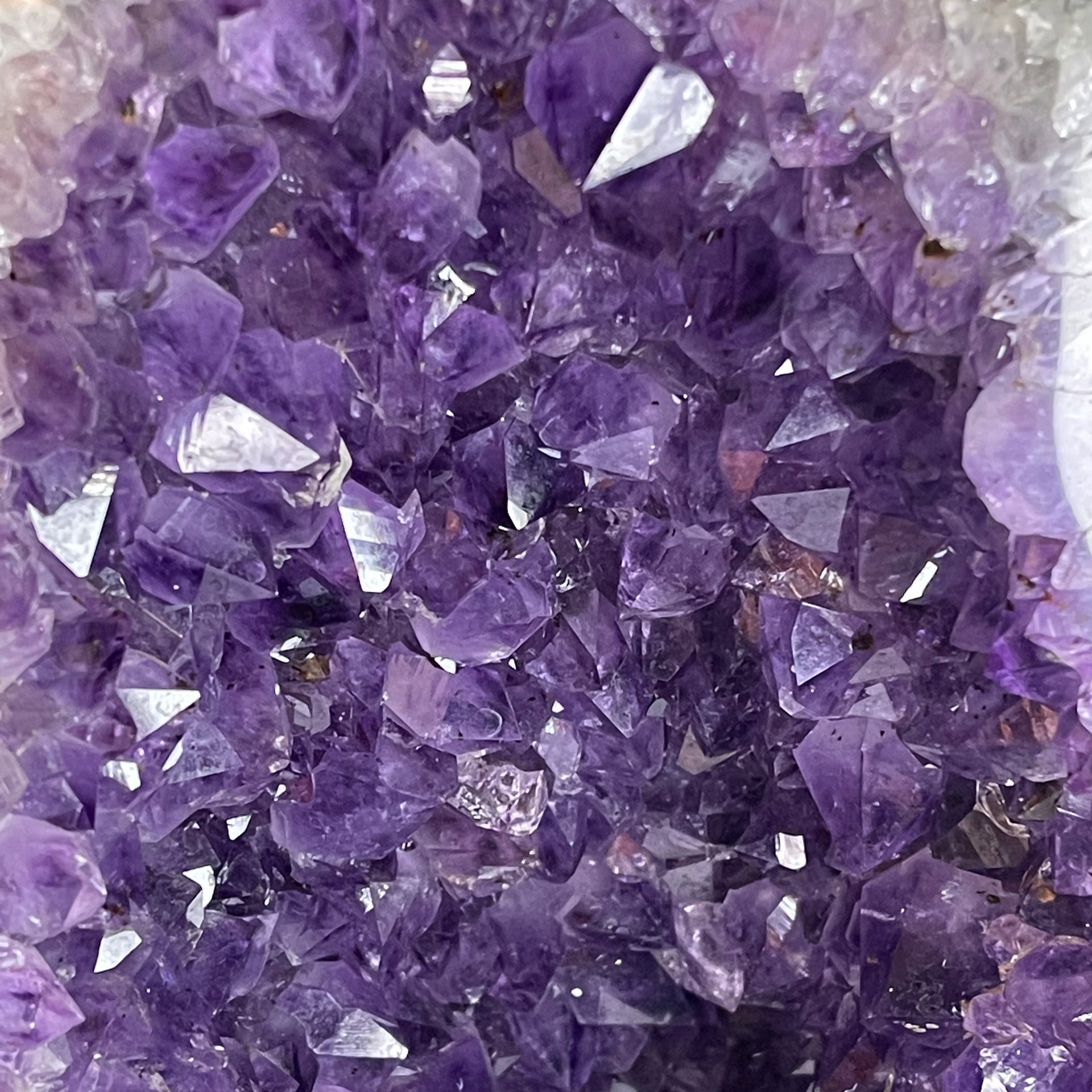 Natural Brazil Cacoxenite Amethyst Cave with White Calcite 22,7163kg 267.0x220.0x520.0mm - Huangs Jadeite and Jewelry Pte Ltd