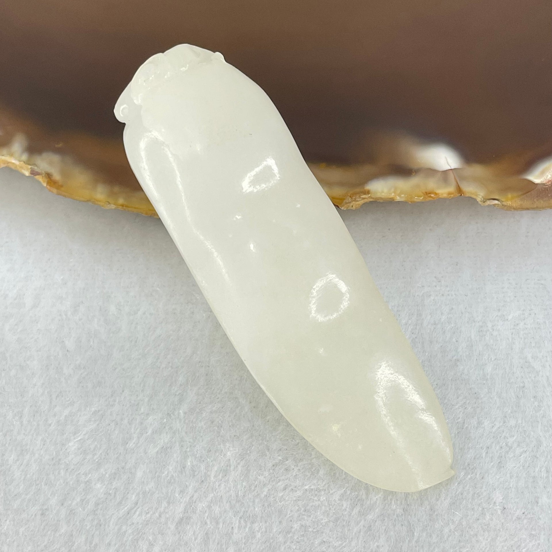 Natural White Nephrite Peapod Pendant 18.22g 60.8 by 19.1 by 11.9mm - Huangs Jadeite and Jewelry Pte Ltd