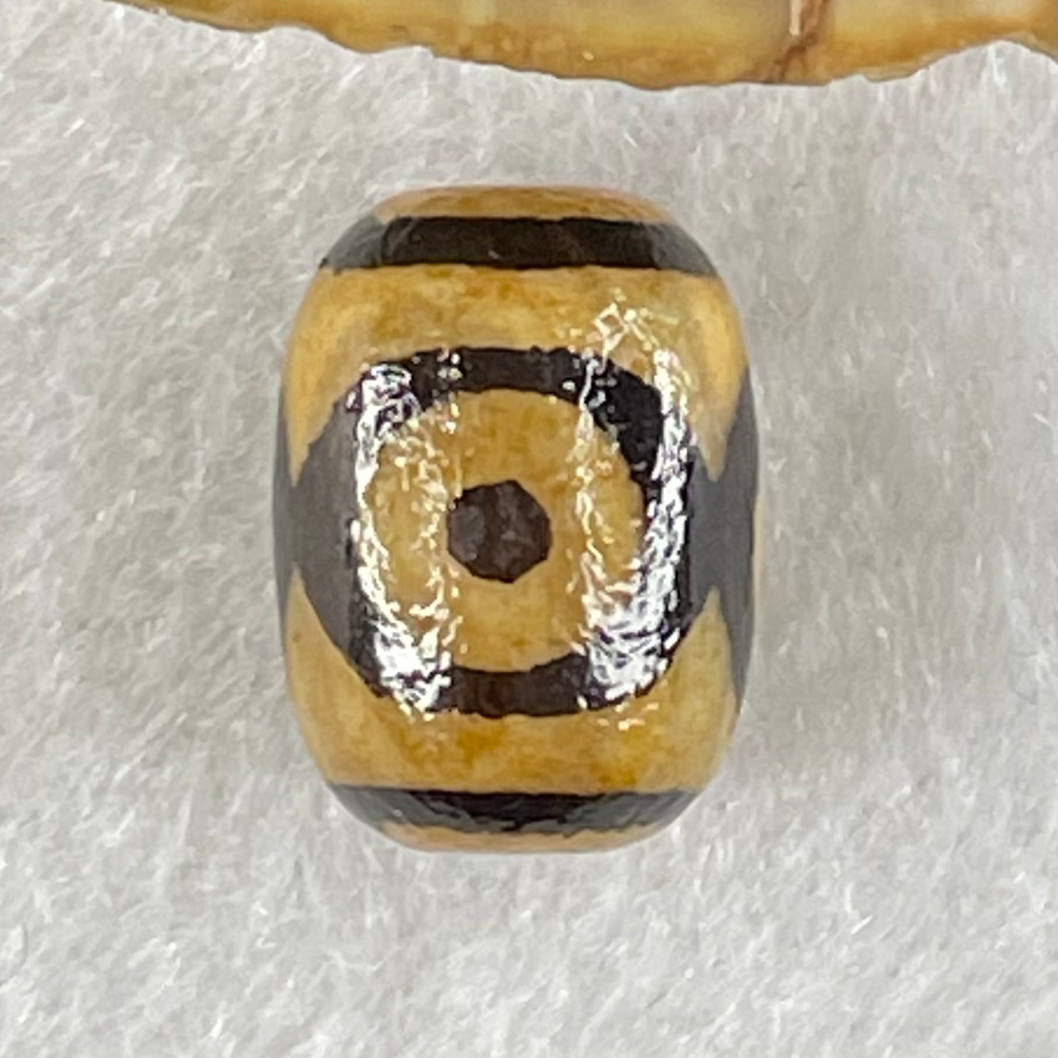 Natural Powerful Tibetan Old Oily Agate 3 Eyes Dzi Bead Heavenly Master (Tian Zhu) 三眼天诛 2.33g 14.0 by 10.3mm - Huangs Jadeite and Jewelry Pte Ltd