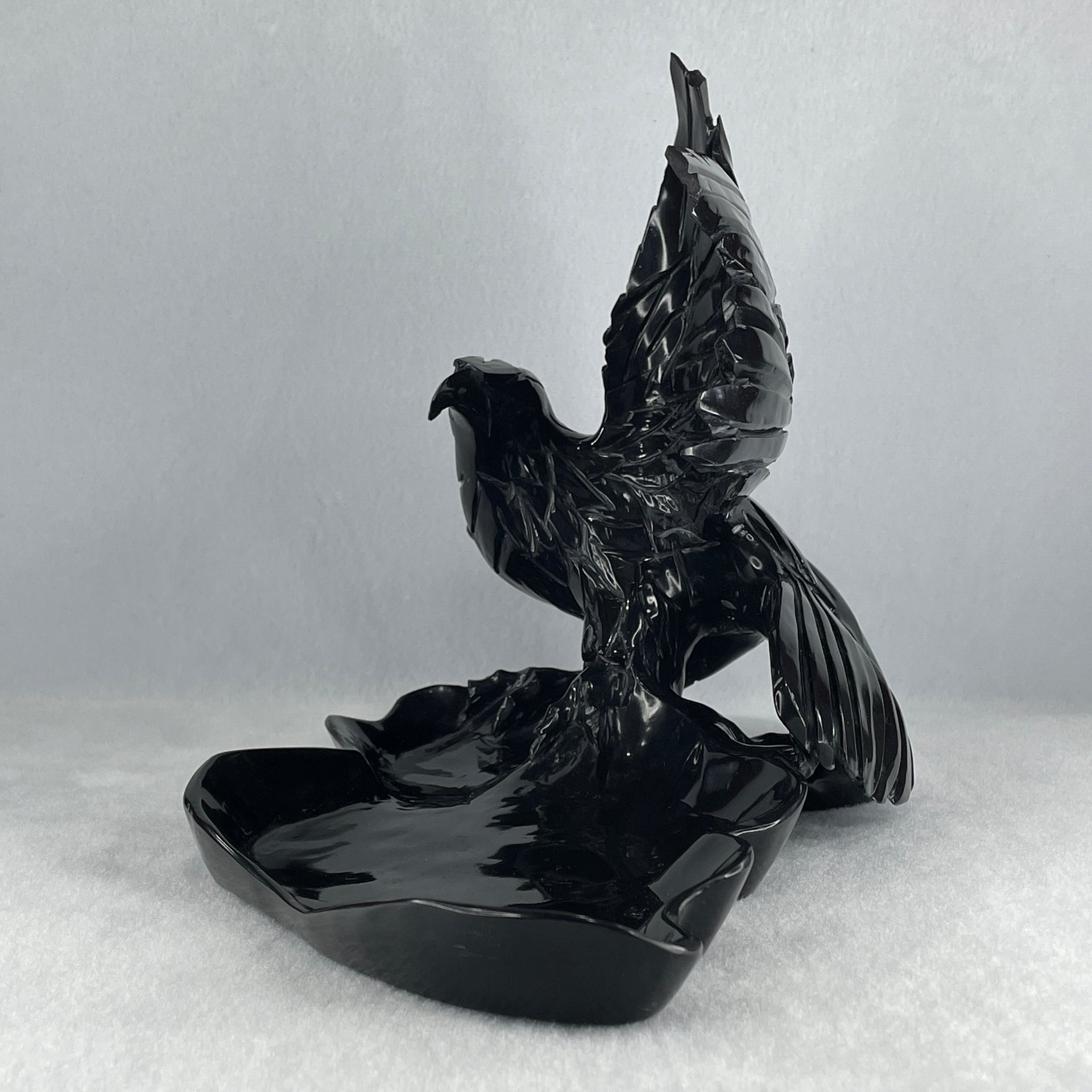 Black Stone Eagle with Pond Display 1,392.2g 270.0 by 165.0 by 190.0mm - Huangs Jadeite and Jewelry Pte Ltd