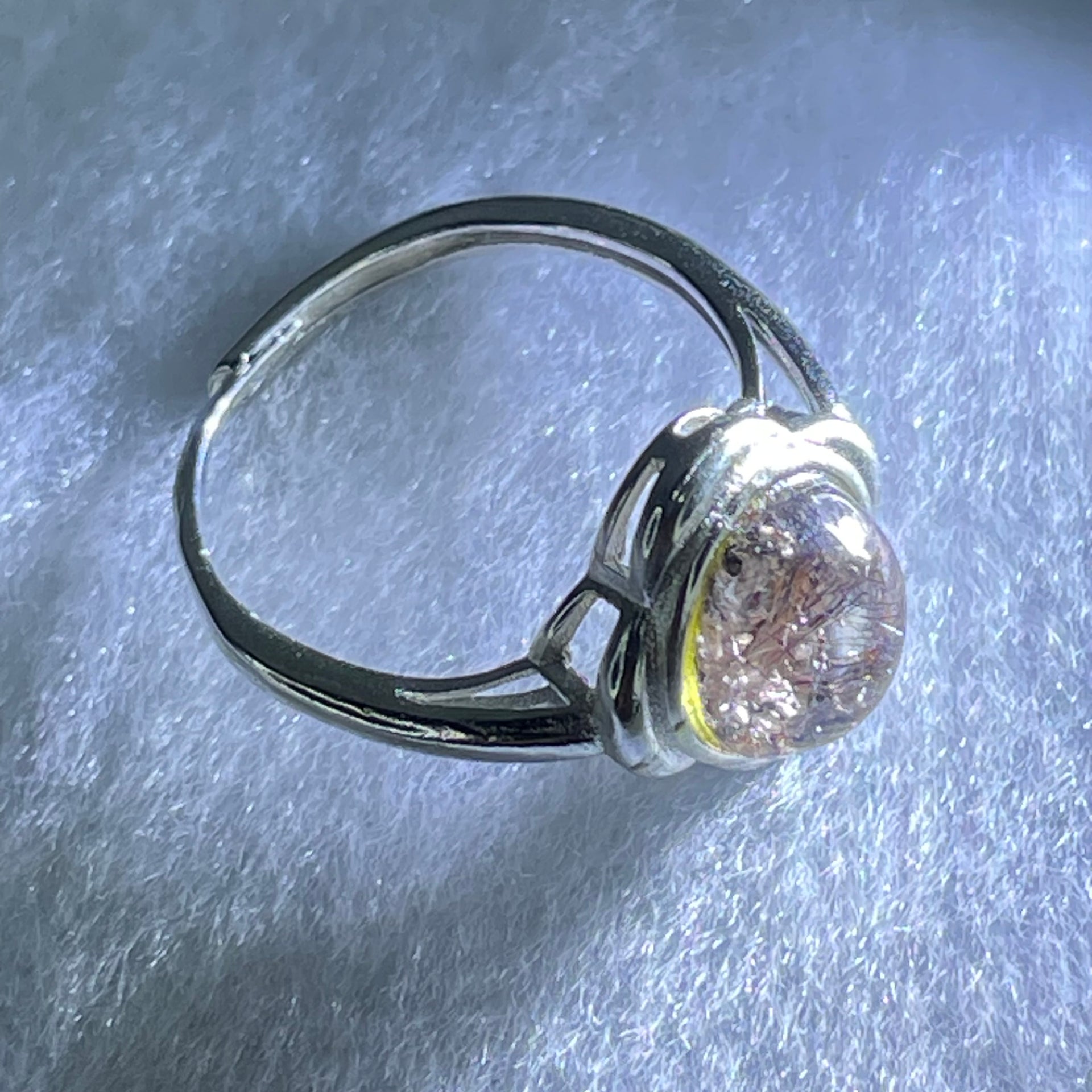 Above Average Grade Natural Super 7 Quartz in S925 Sliver Ring (Adjustable Size) 2.38g 9.0 by 8.0 by 5.0mm - Huangs Jadeite and Jewelry Pte Ltd