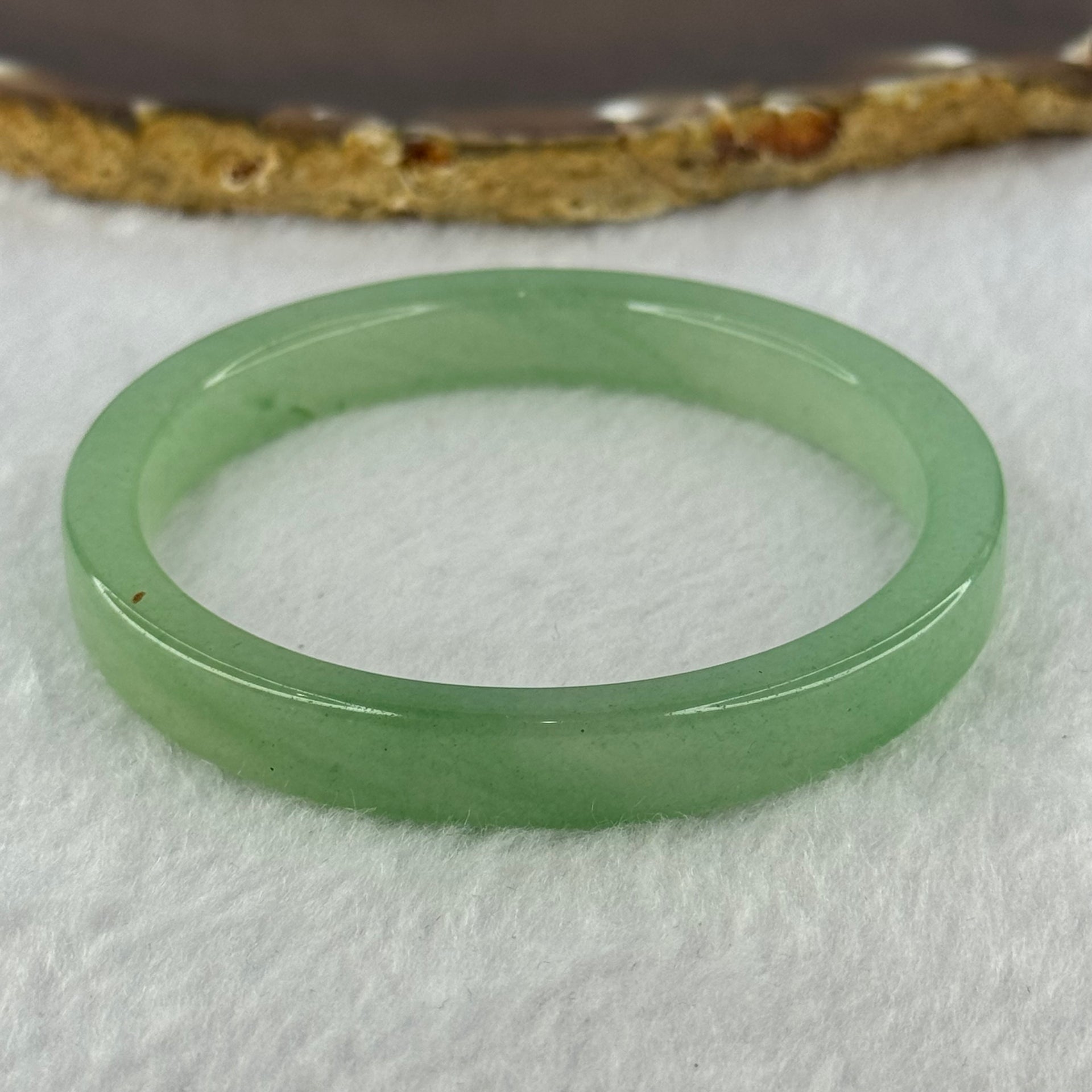 Green Quartzite Jade Bangle 天山玉手镯 28.09g Internal Diameter 58.3mm 9.8 by 6.9mm - Huangs Jadeite and Jewelry Pte Ltd