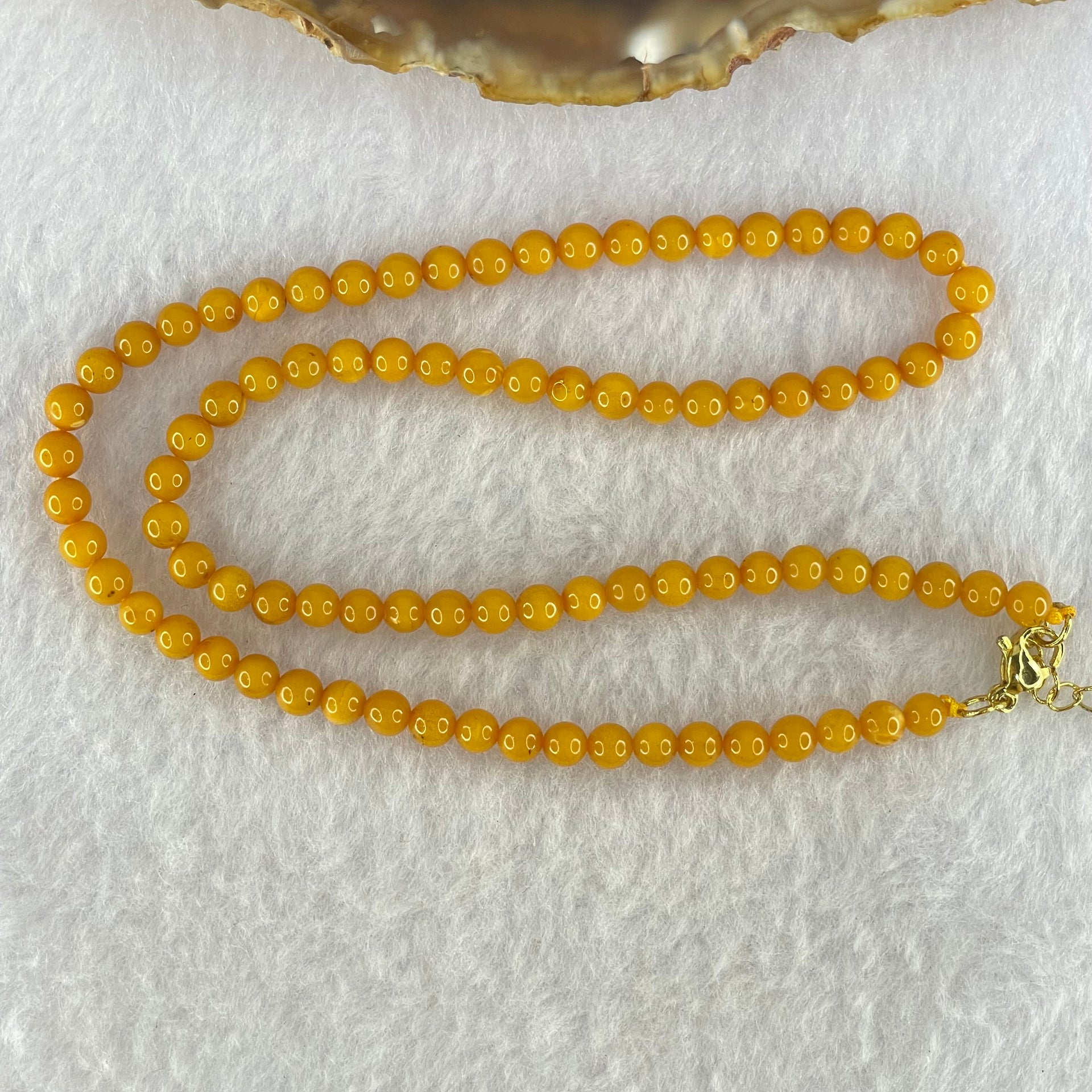 Natural Butterscotch Amber Beads Necklace 5.77g 40cm 4.9mm 86 Beads - Huangs Jadeite and Jewelry Pte Ltd