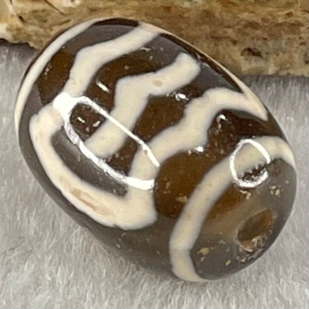 Natural Powerful Tibetan Old Oily Agate Double Garuda Dzi Bead Heavenly Master (Tian Zhu) 虎呀天诛 4.15g 17.5 by 12.6mm - Huangs Jadeite and Jewelry Pte Ltd