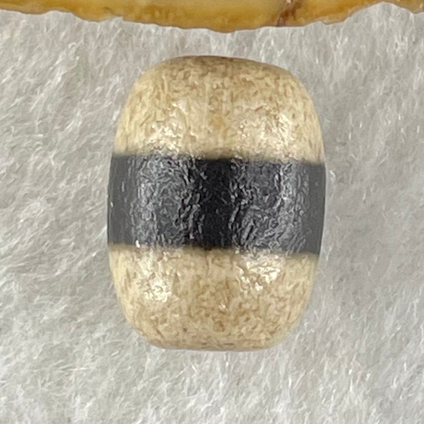 Natural Powerful Tibetan Old Oily Agate 1 Lines Dzi Bead Heavenly Master (Tian Zhu) 2.08g 13.5 by 10.1mm - Huangs Jadeite and Jewelry Pte Ltd
