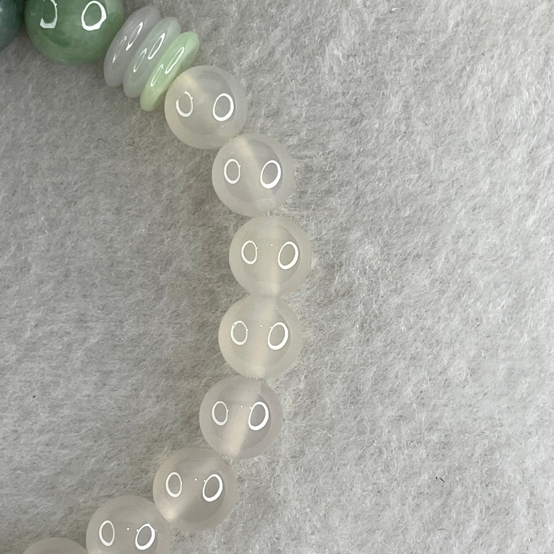 Natural Type A Green Jadeite with White Agate Beads and Donut Bracelet 22.26g 15cm 13.3mm 1Bead - 9.7mm 2 Beads - 8.3mm 17Beads - Huangs Jadeite and Jewelry Pte Ltd