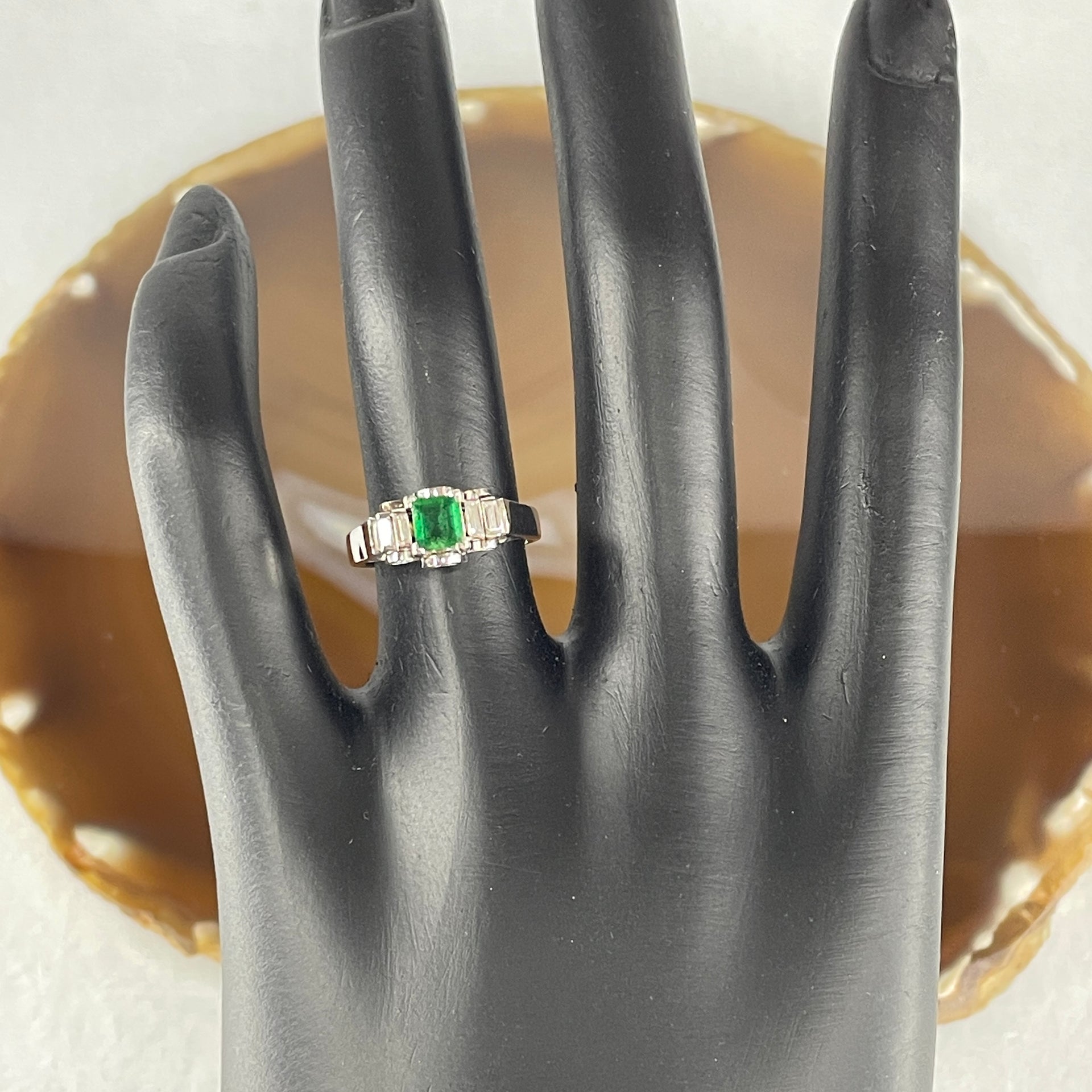 Natural Emerald Approx. 4.6 by 4.3 by 2.5mm with Natural Diamonds in Platinum PT900 Ring Total Weight 3.58g US5.25 HK11 - Huangs Jadeite and Jewelry Pte Ltd