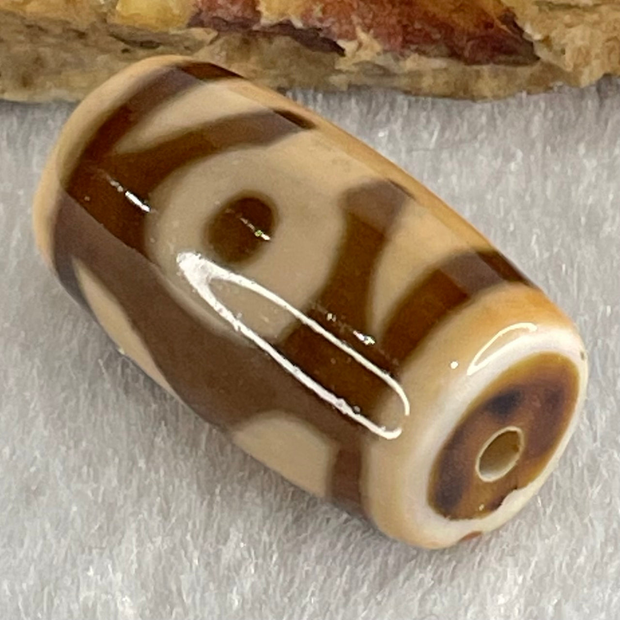 Natural Powerful Tibetan Old Oily Agate Patina Guiren Tairen Human Dzi Bead Totem Amulet Heavenly Master (Tian Zhu) 贵人天诛 4.91g 20.7 by 11.8mm - Huangs Jadeite and Jewelry Pte Ltd