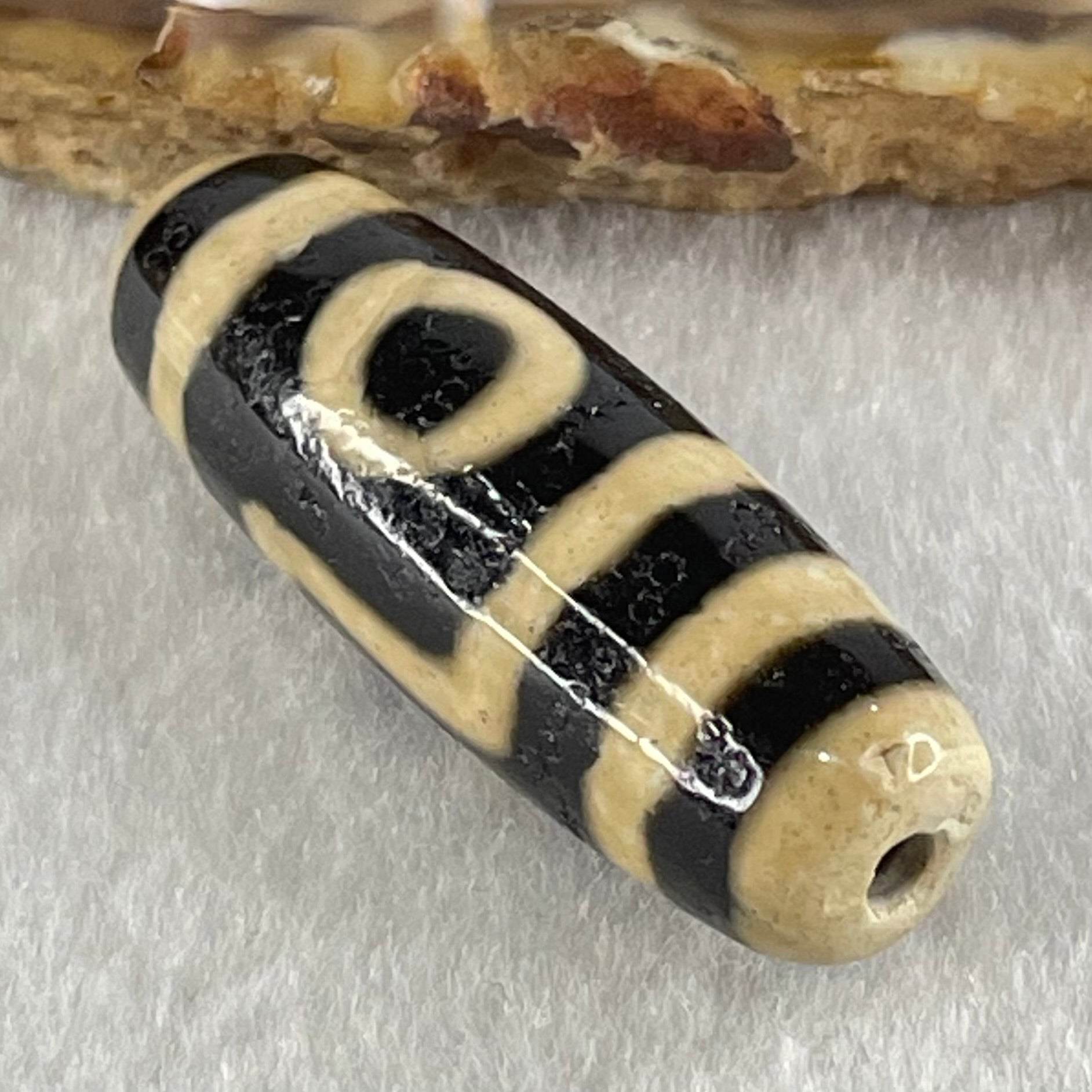 Natural Powerful Tibetan Old Oily Agate One Eye With Bodhi Tree Bead Heavenly Master (Tian Zhu) 10.08g 38.0 by 13.0mm - Huangs Jadeite and Jewelry Pte Ltd