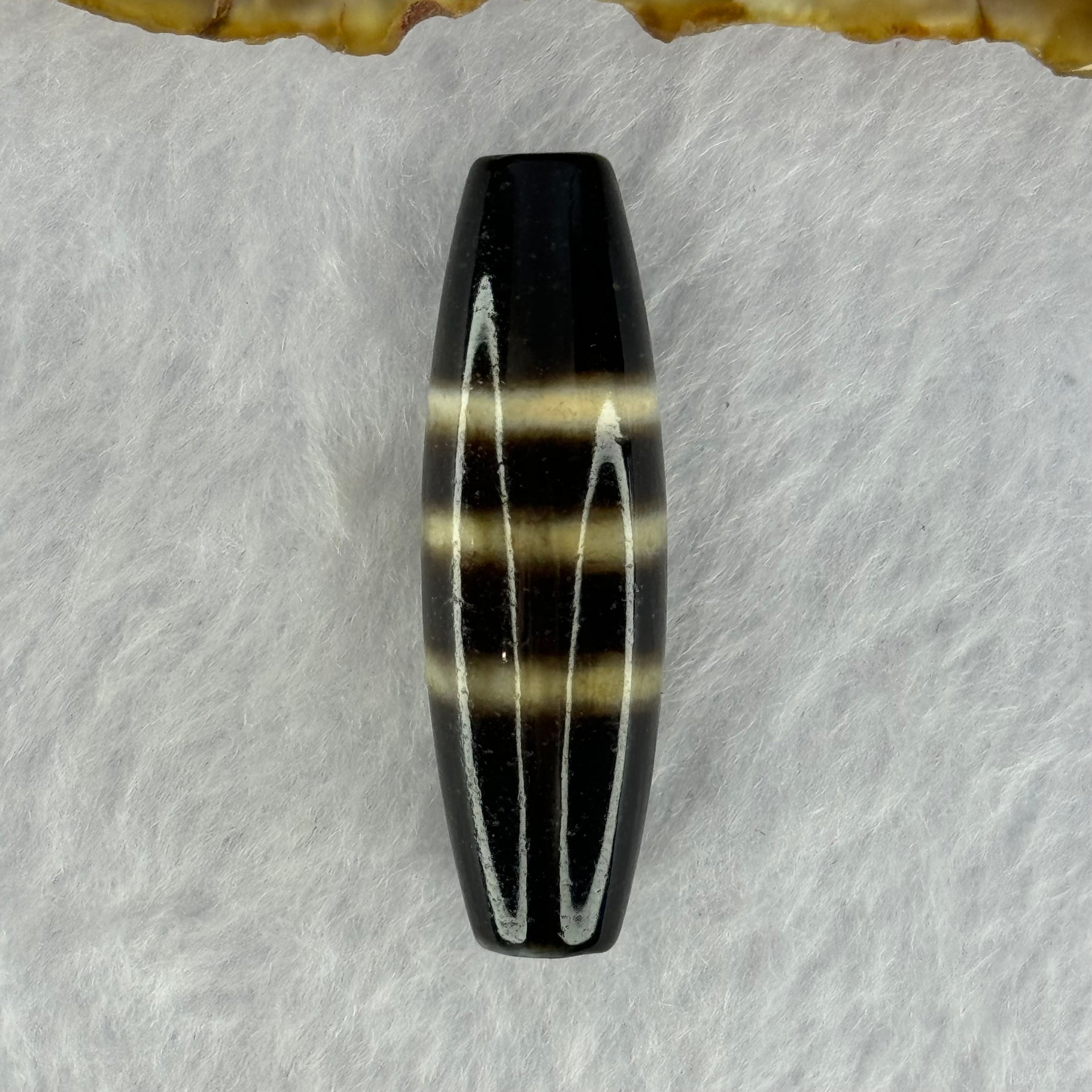 Natural Powerful Tibetan Old Oily Agate 3-Lines Dzi Bead Heavenly Master (Tian Zhu) 8.03g 38.9 by 12.0mm - Huangs Jadeite and Jewelry Pte Ltd