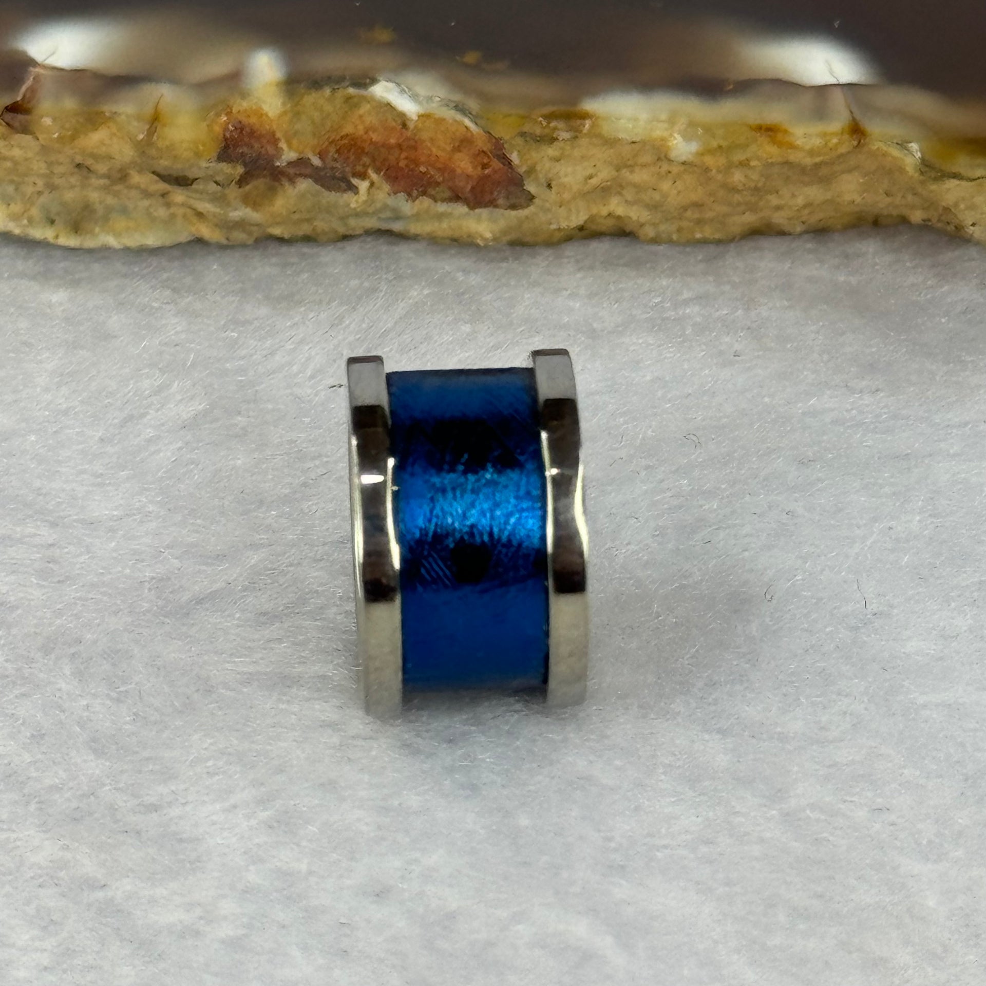 14.0mm Meteorite in Titanium Pendent / Charm (Blue Color) 3.26g 9.0 by 14.4mm - Huangs Jadeite and Jewelry Pte Ltd