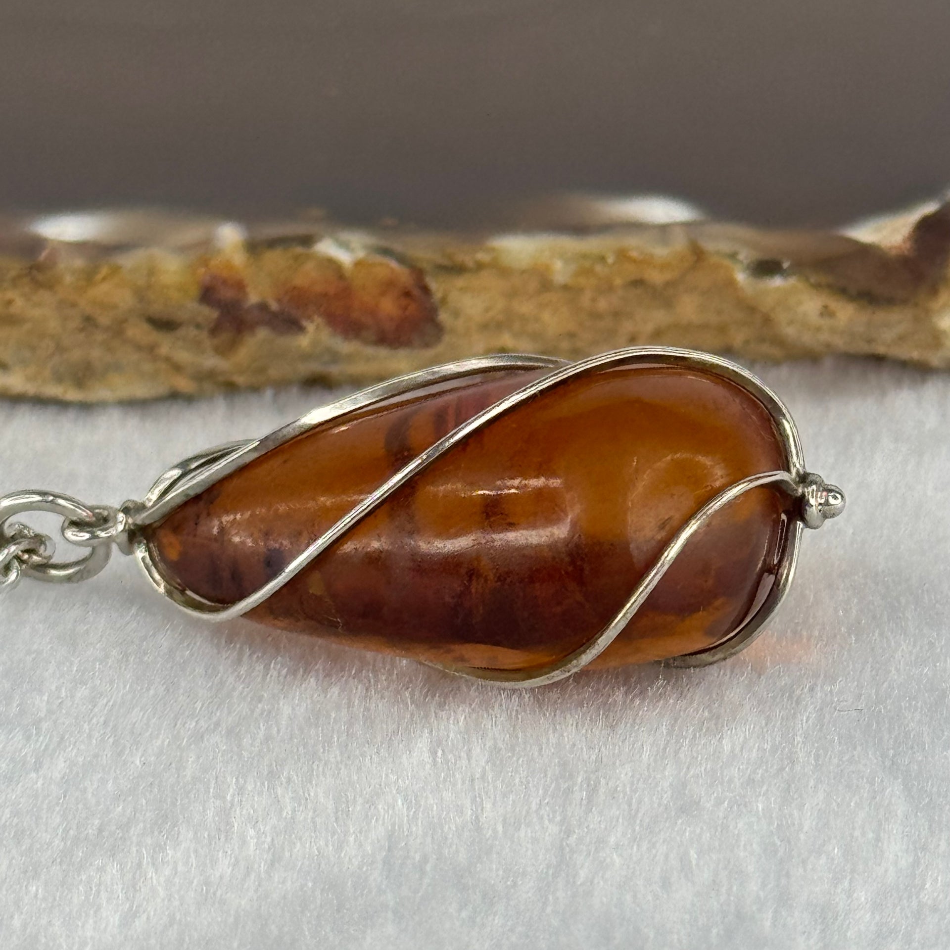 Natural Amber in S925 Sliver Necklace 11.95g 33.5 by 19.4 by 14.5mm - Huangs Jadeite and Jewelry Pte Ltd