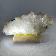Natural Clear Quartz Crystal Cluster Display 431.1g 151.0 by 54.8 by 86.5mm - Huangs Jadeite and Jewelry Pte Ltd