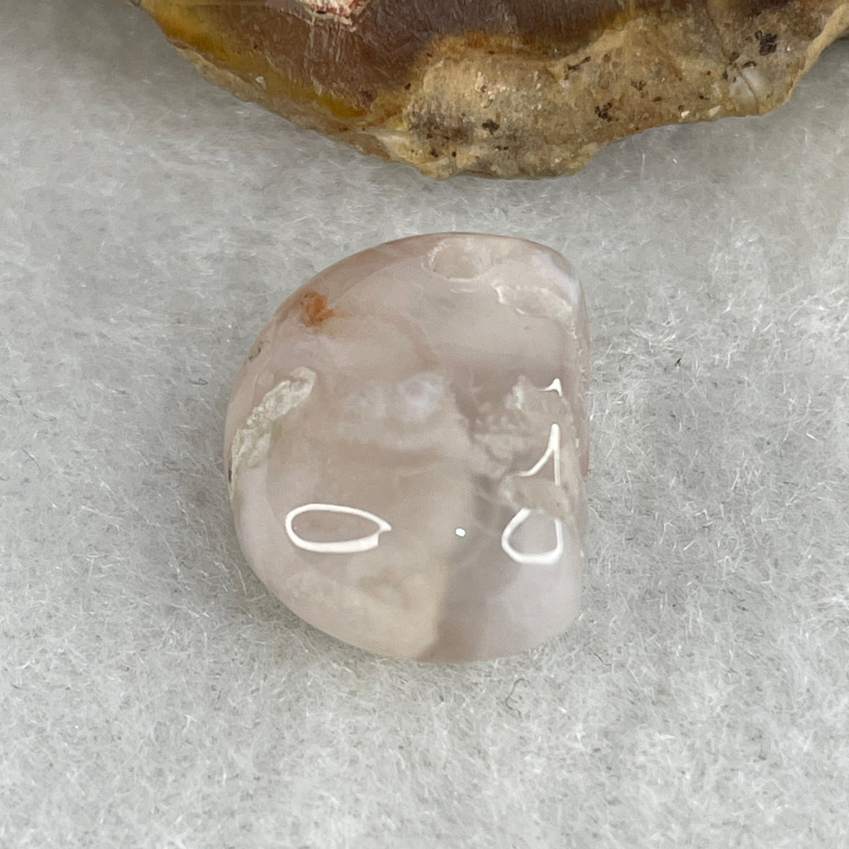 Natural Purple Flower Agate Comb Charm Pendant | Carved Cherry Blossom Quartz Smooth Endeavors Talisman (2.50g | 16.0 x 12.2 x 8.2mm)