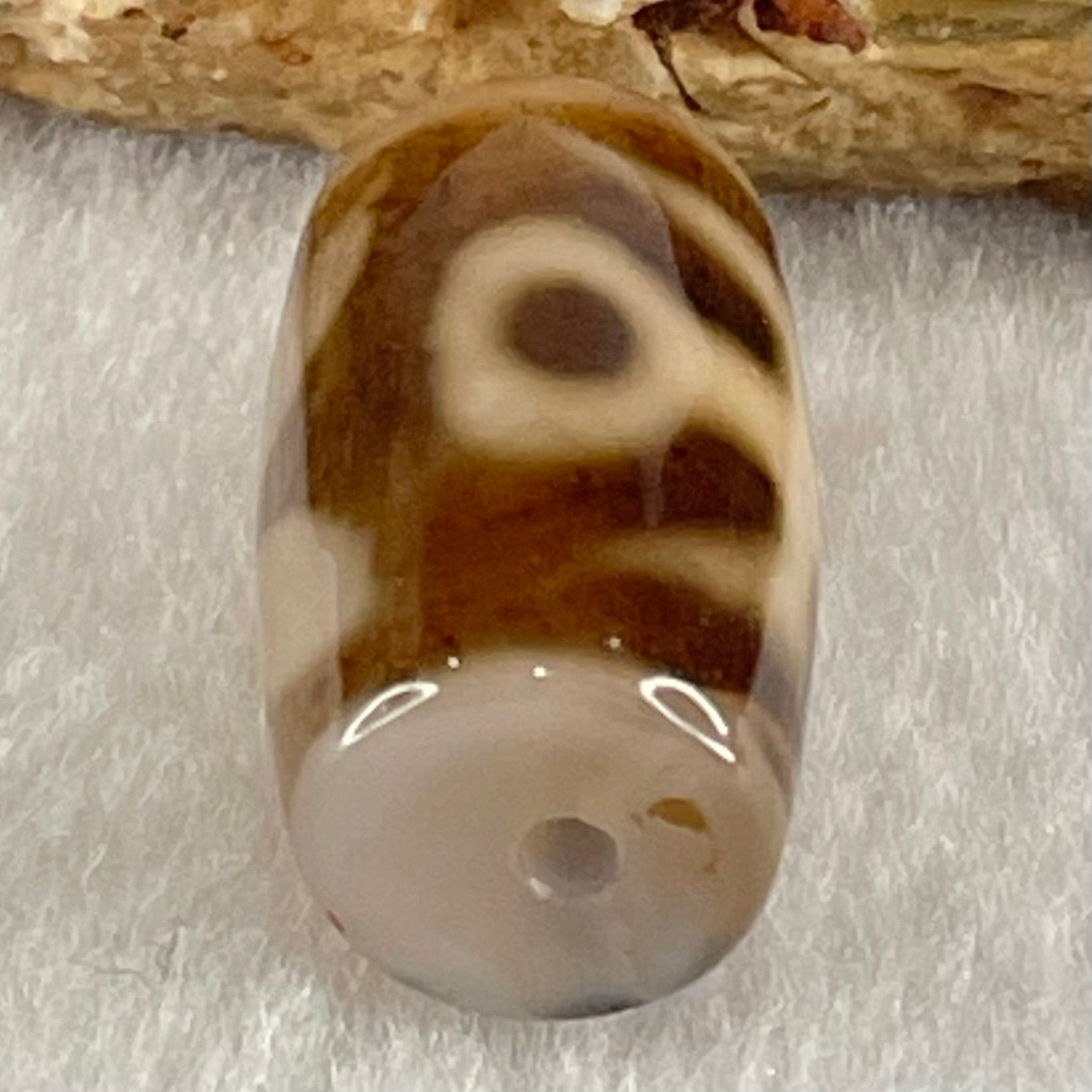 Natural Powerful Tibetan Old Oily Agate Patina Guiren Tairen Human Dzi Bead Totem Amulet Heavenly Master (Tian Zhu) 贵人天诛 4.55g 19.3 by 11.5mm - Huangs Jadeite and Jewelry Pte Ltd
