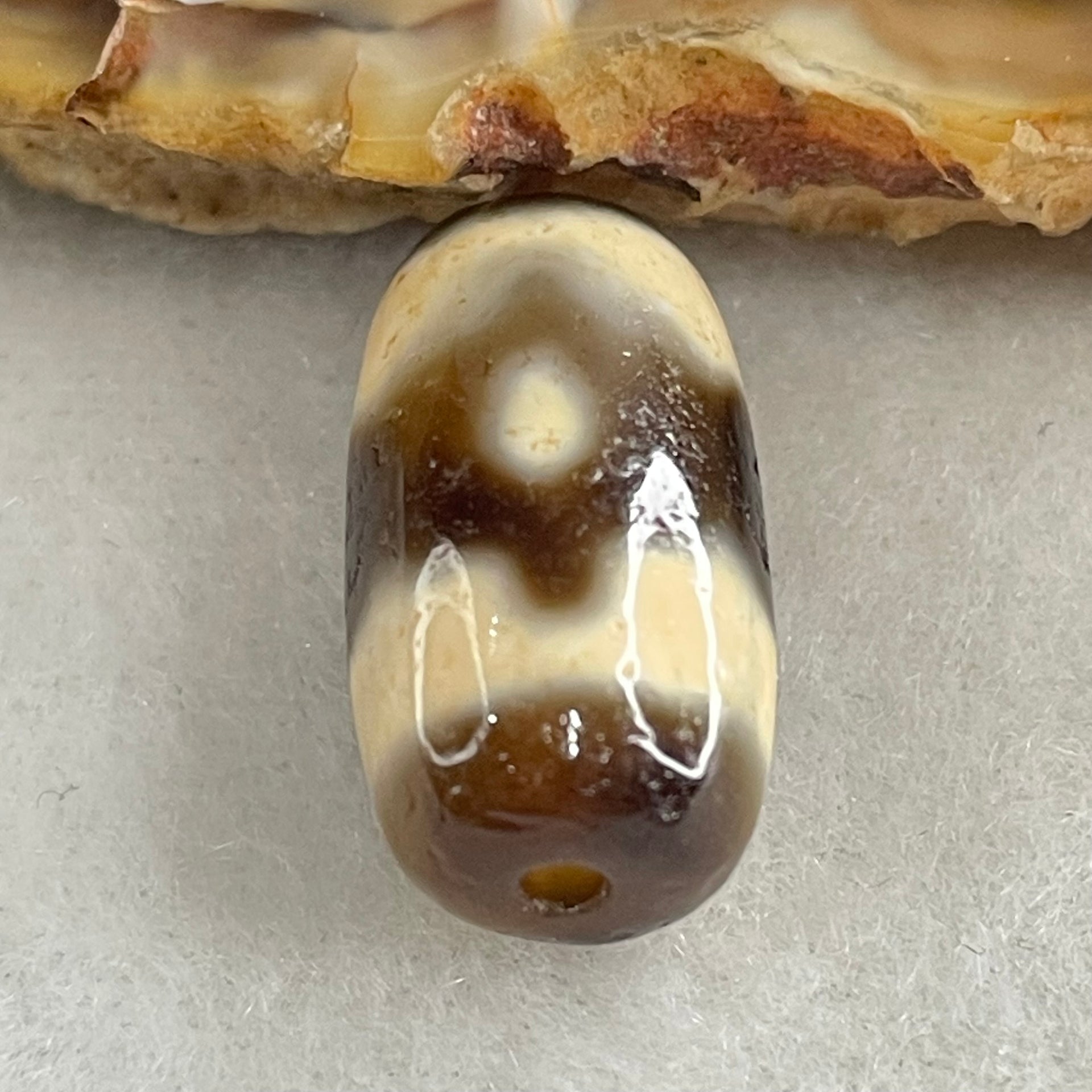 Natural Powerful Tibetan Old Oily Agate 3 Eyes Dzi Bead Heavenly Master (Tian Zhu) 三眼天诛 3.10g 18.5 by 10.1mm - Huangs Jadeite and Jewelry Pte Ltd
