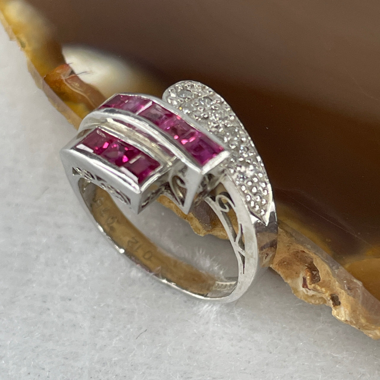 Natural Rubies Total 0.75ct each approx 2.5 by 2.5 by 2.5mm Natural Diamonds Total 0.12ct each about 1.2mm in Platinum PT900 Ring 5.84g US4.25 HK 9 - Huangs Jadeite and Jewelry Pte Ltd