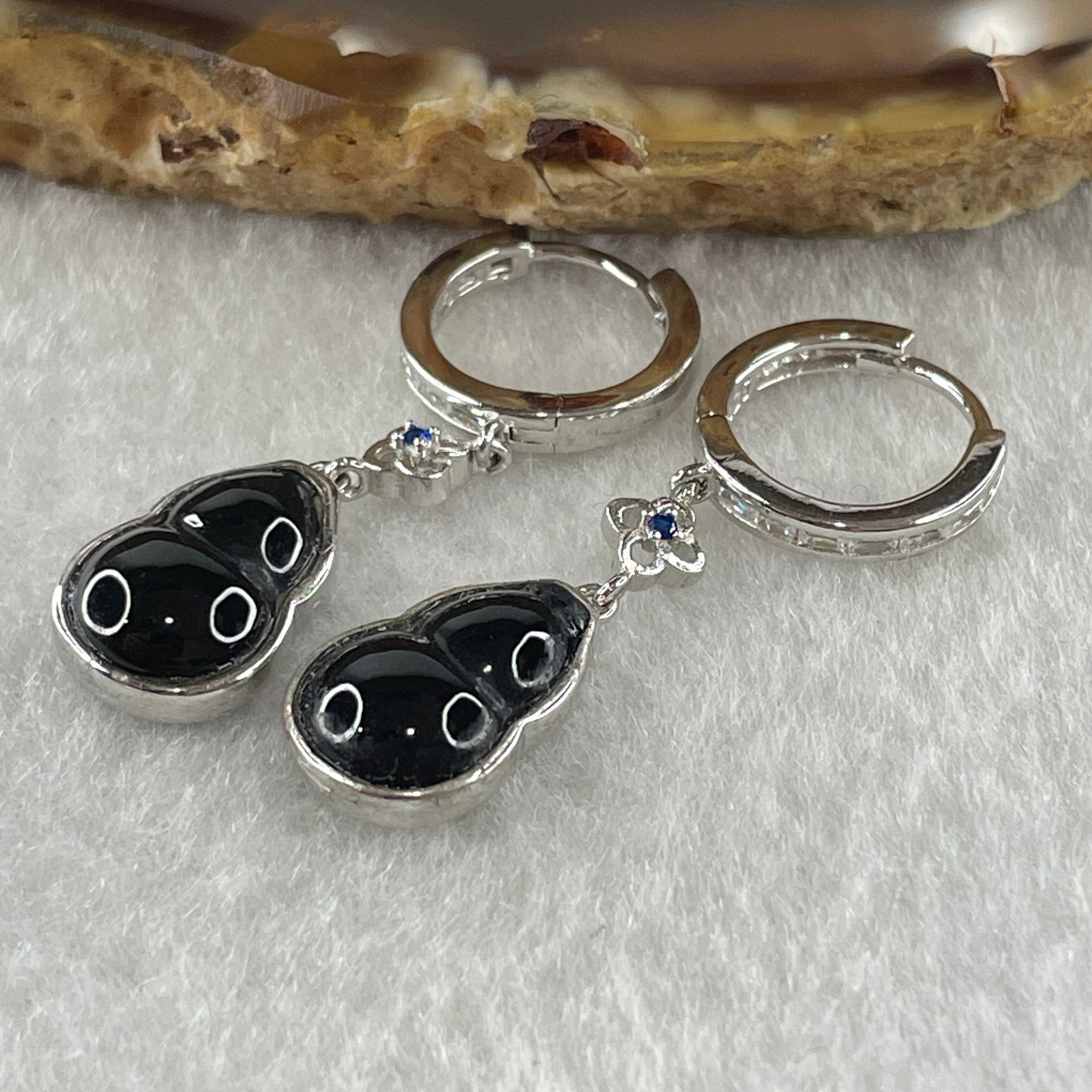 Type A FullyTranslucent Black Omphacite Jadeite Hulu 12.0 by 7.4 by 2.5mm with Cubic Zirconia in S925 Silver Earrings 4.30g - Huangs Jadeite and Jewelry Pte Ltd