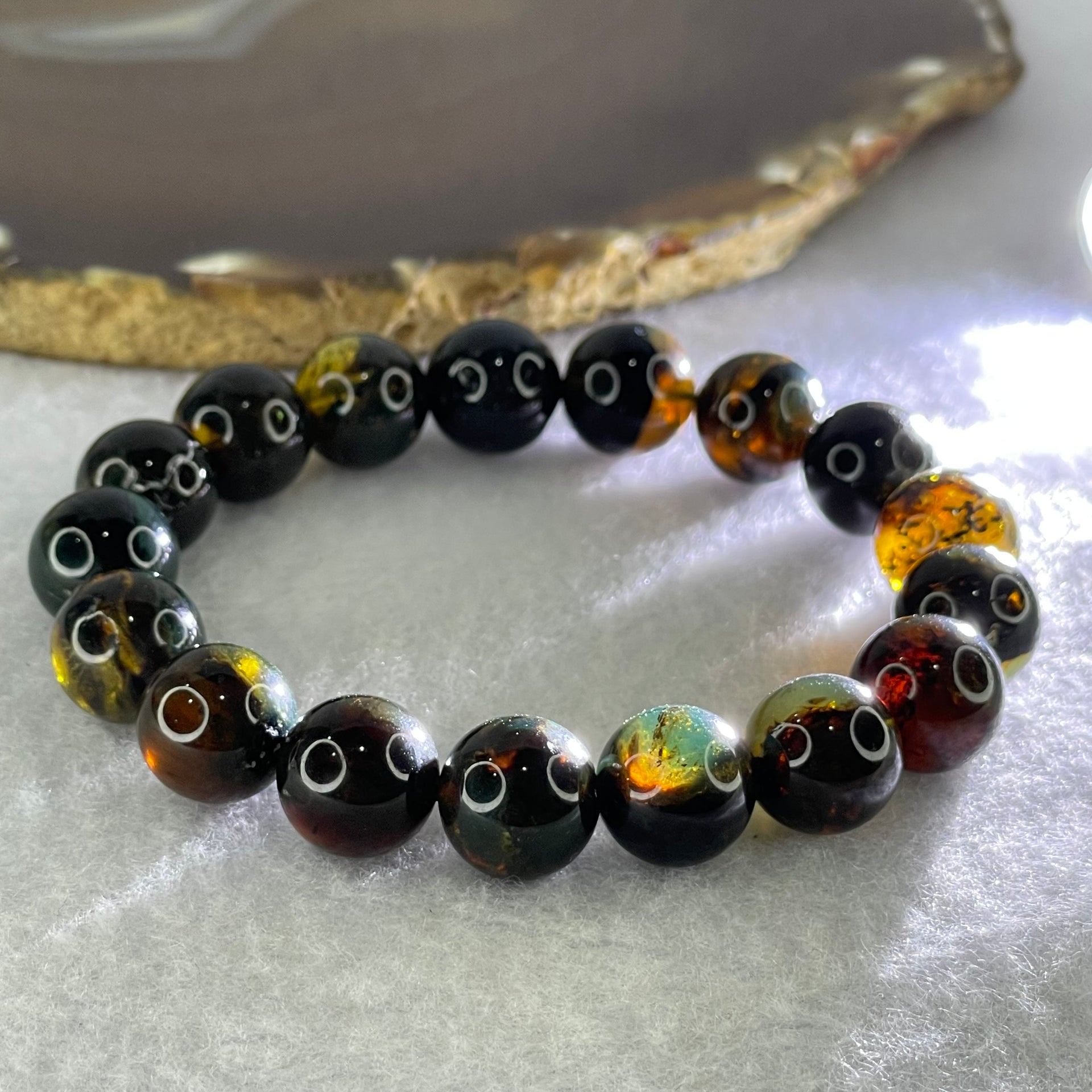 Natural Medicine Amber Beads Bracelet 天然灵草药珀手链 17.08g 17.5cm 12.3mm 17 Beads - Huangs Jadeite and Jewelry Pte Ltd