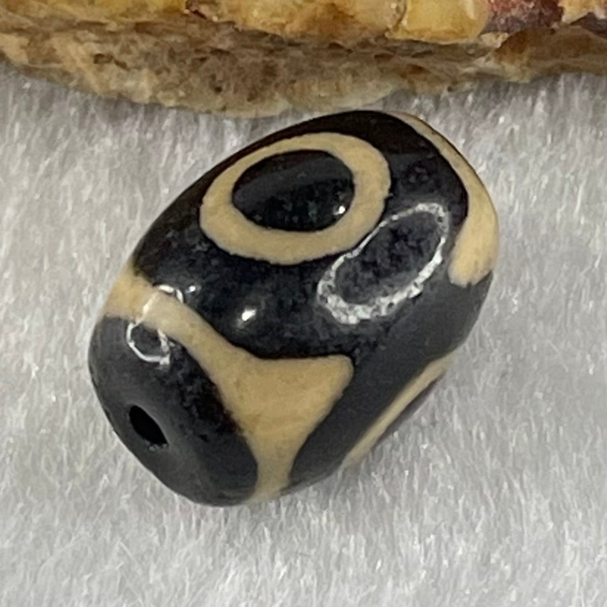 Natural Powerful Tibetan Old Oily Agate 3 Eyes Dzi Bead Heavenly Master (Tian Zhu) 三眼天诛 2.06g 13.5 by 10.0mm - Huangs Jadeite and Jewelry Pte Ltd