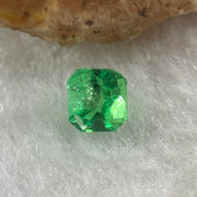 Natural Colombia Green Emerald (Beryl) Cut-Cornered Rectangular step cut 0.53ct 5.1 by 4.5 by 3.7mm - Huangs Jadeite and Jewelry Pte Ltd