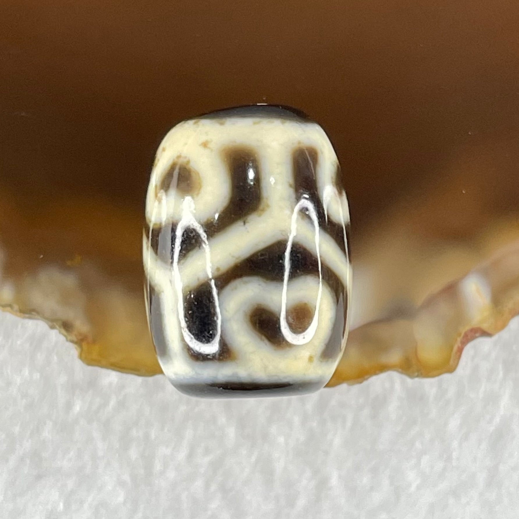 Natural Powerful Tibetan Old Oily Agate 6 Hearts Tortoise Shell Dzi Bead Heavenly Master (Tian Zhu) 六心龟壳天珠 4.20g 17.2 by 12.3mm - Huangs Jadeite and Jewelry Pte Ltd