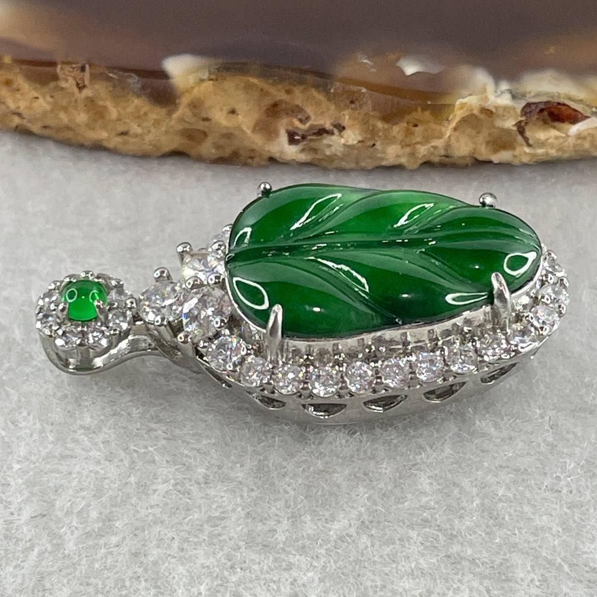 Natural Type A Omphacite Spicy Green Jadeite Leaf Pendant in S925 Silver | (5.49g | 20.5 x 13.5 x 2.0mm | Career Success & Growth Anchor, Feng Shui Prosperity & Abundance Pendant) - Huangs Jadeite and Jewelry Pte Ltd