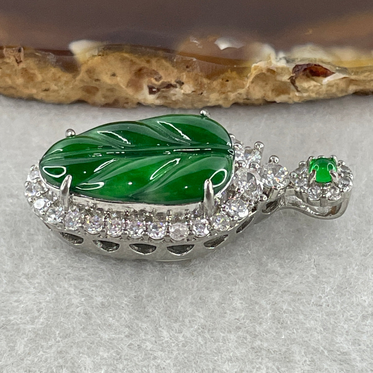 Natural Type A Omphacite Spicy Green Jadeite Leaf Pendant in S925 Silver | (5.49g | 20.5 x 13.5 x 2.0mm | Career Success & Growth Anchor, Feng Shui Prosperity & Abundance Pendant) - Huangs Jadeite and Jewelry Pte Ltd