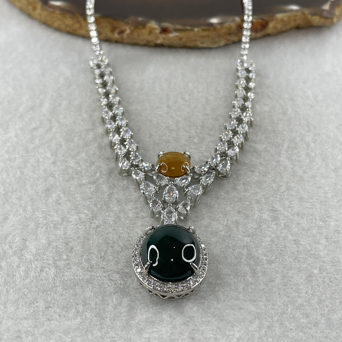 Natural Type A Omphacite Green with Yellow Jadeite Cabochon Necklace in S925 Silver | (26.40g | 40–44cm | 17.8 x 14.0 x 5.0mm Green & 10.0 x 8.4 x 2.5mm Yellow | Dual Wealth & Imperial Fortune Anchor, Feng Shui Abundance & Sovereign Charm Necklace) - Huangs Jadeite and Jewelry Pte Ltd