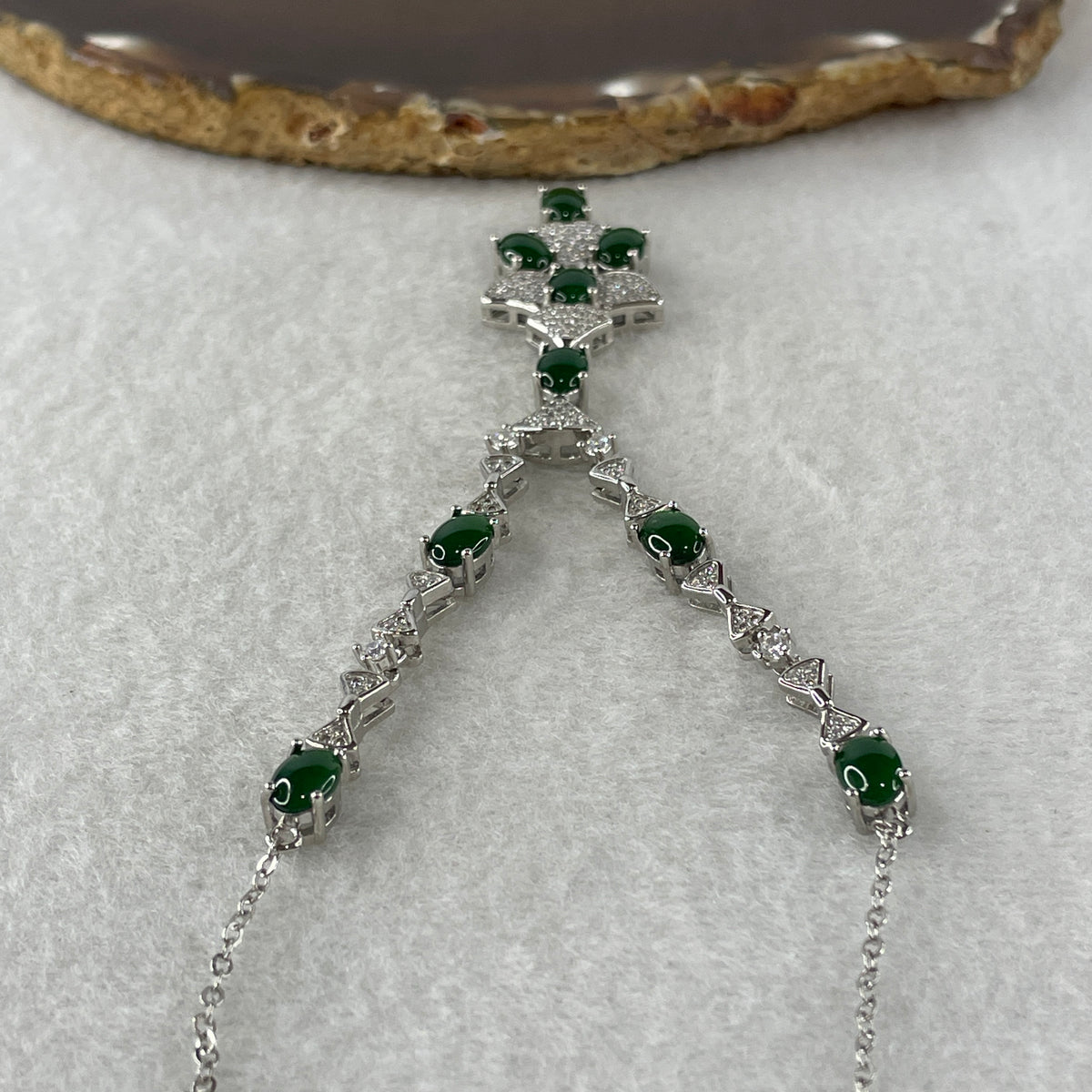 Natural Type A Omphacite Green Jadeite Cabochon Necklace in S925 Silver | (12.07g | 46–50cm | 3.0 x 5.0 x 1.5mm x 9 Pcs | Perpetual Abundance Anchor, Feng Shui Prosperity & Executive Charm Necklace) - Huangs Jadeite and Jewelry Pte Ltd
